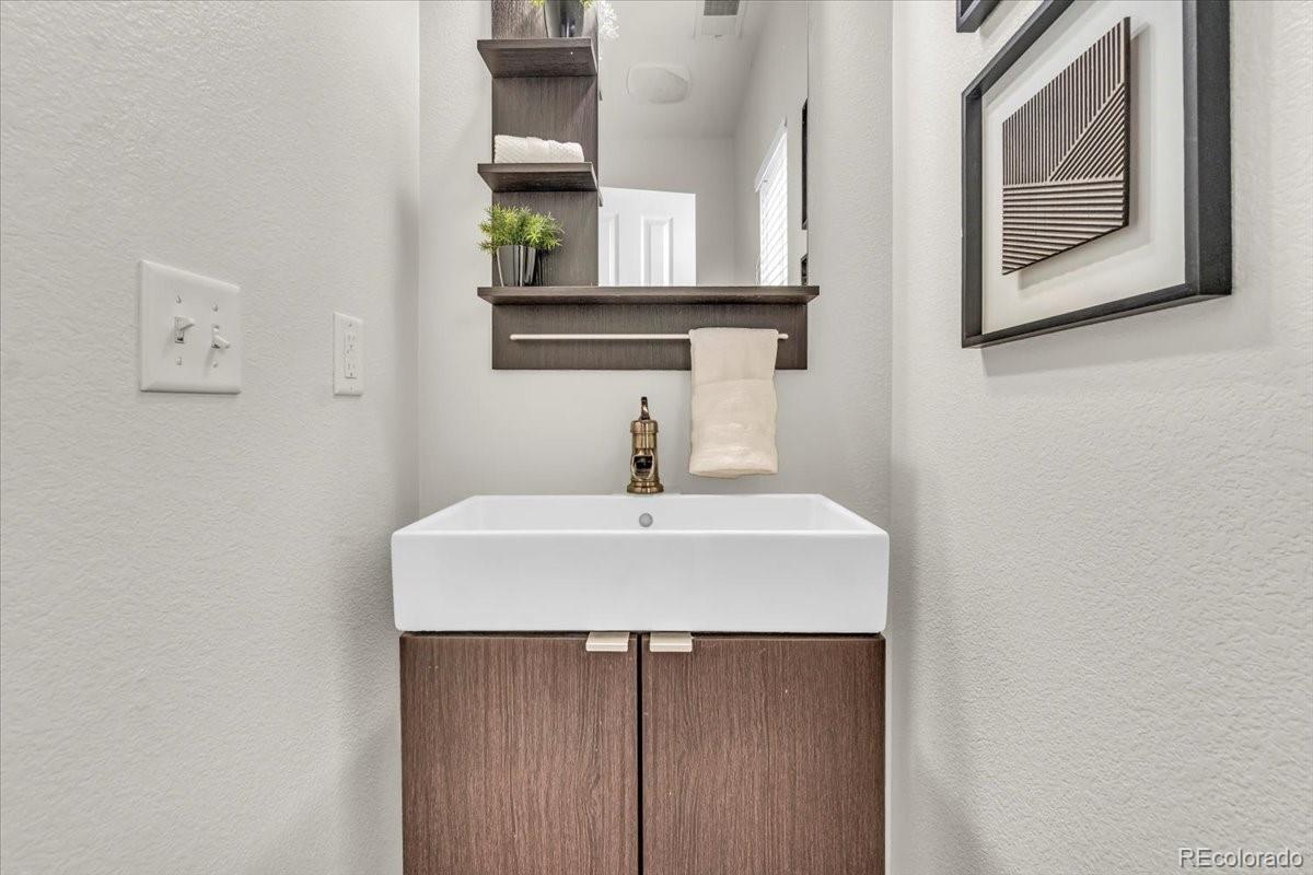 MLS Image #23 for 3372  central park boulevard,denver, Colorado