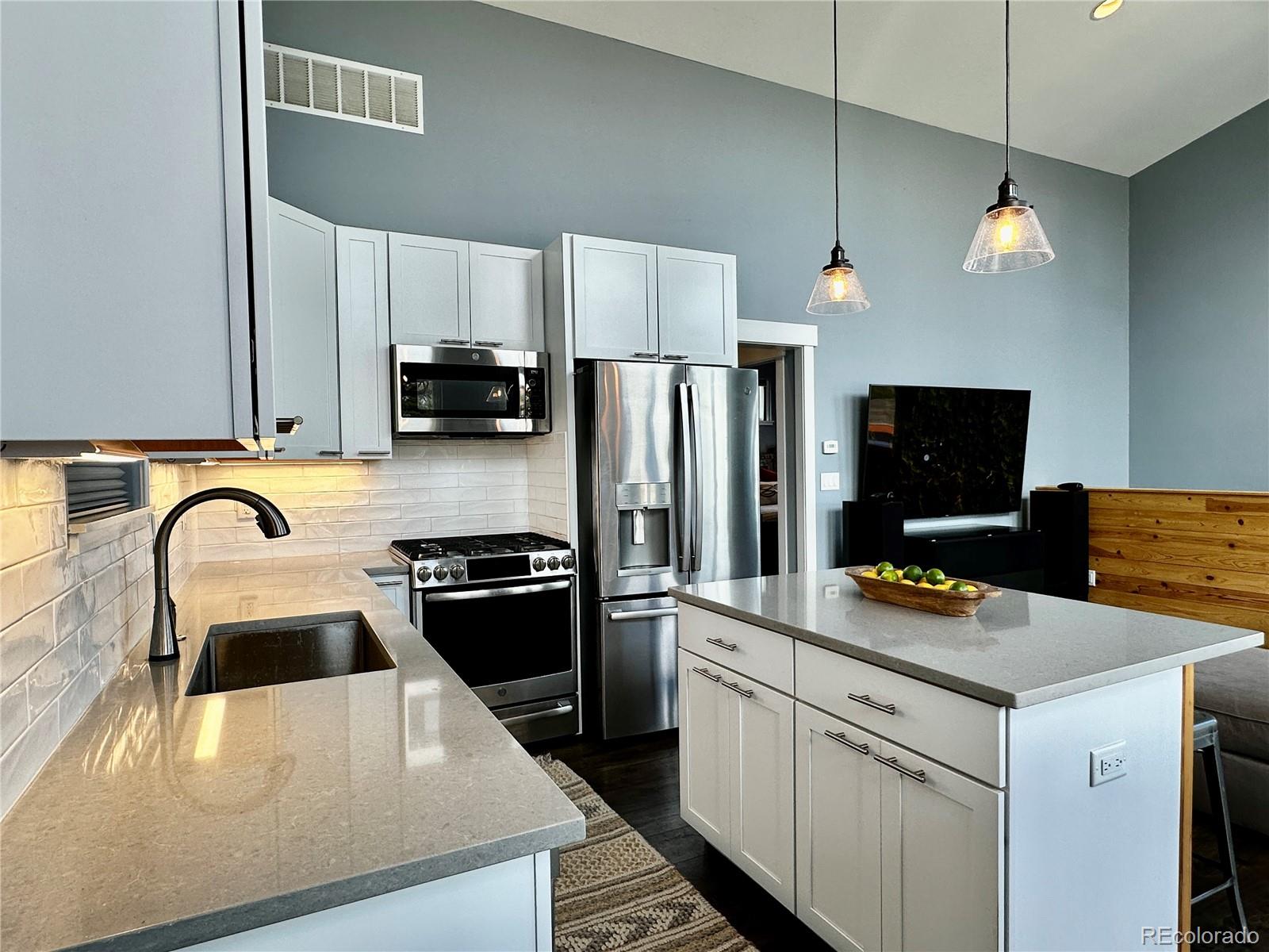 MLS Image #15 for 621 e 10th street,leadville, Colorado
