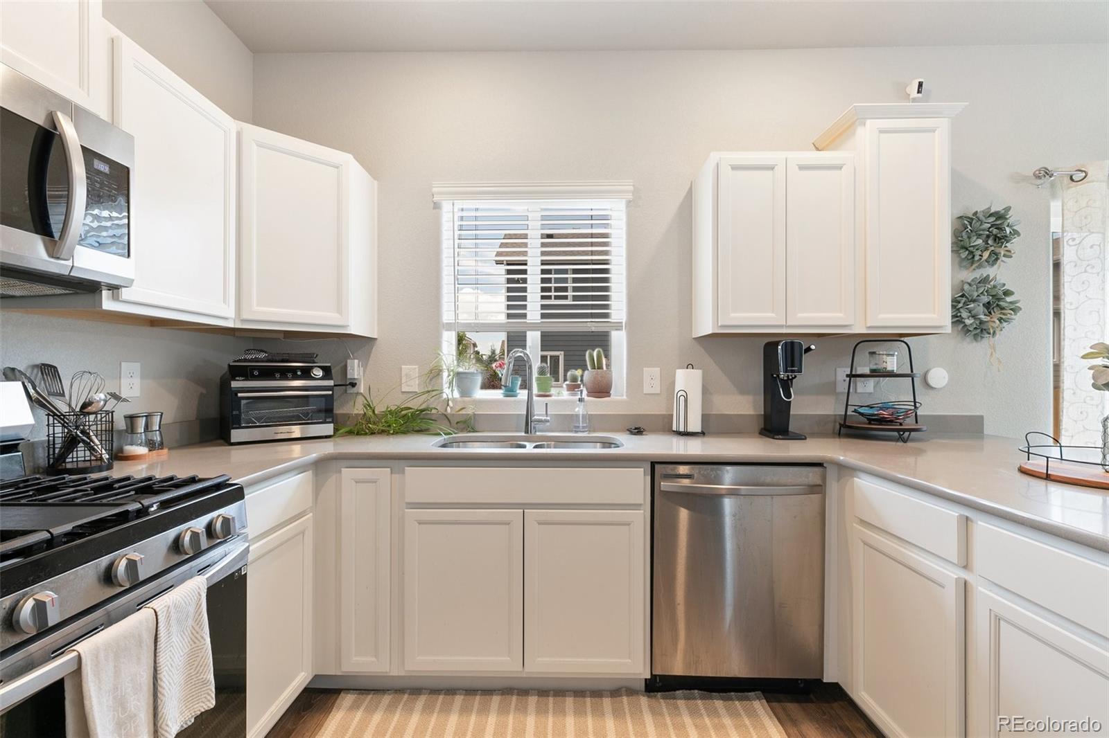 MLS Image #13 for 10416  castor drive,colorado springs, Colorado