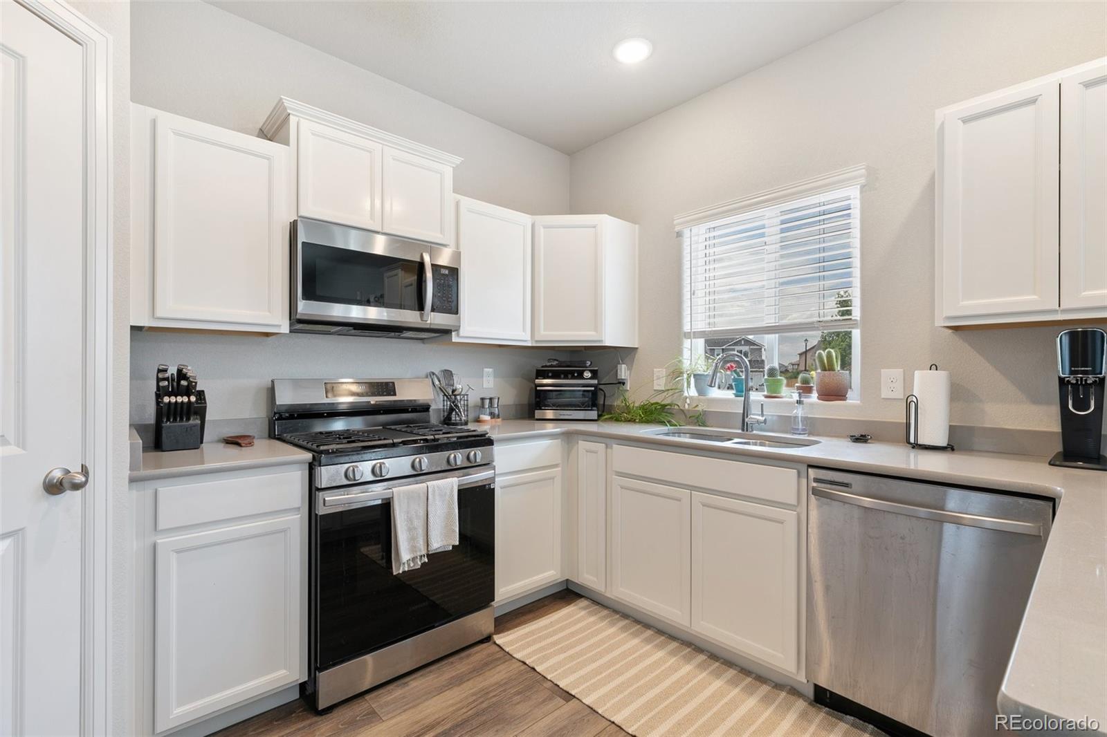 MLS Image #14 for 10416  castor drive,colorado springs, Colorado