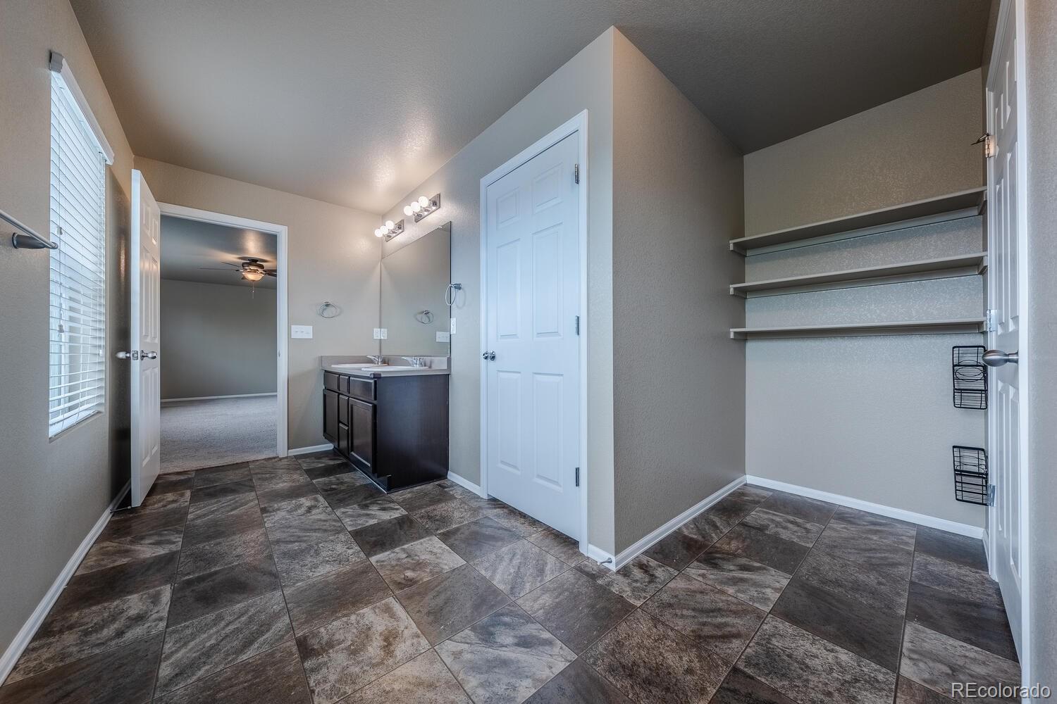MLS Image #20 for 19347 e 65th avenue,aurora, Colorado