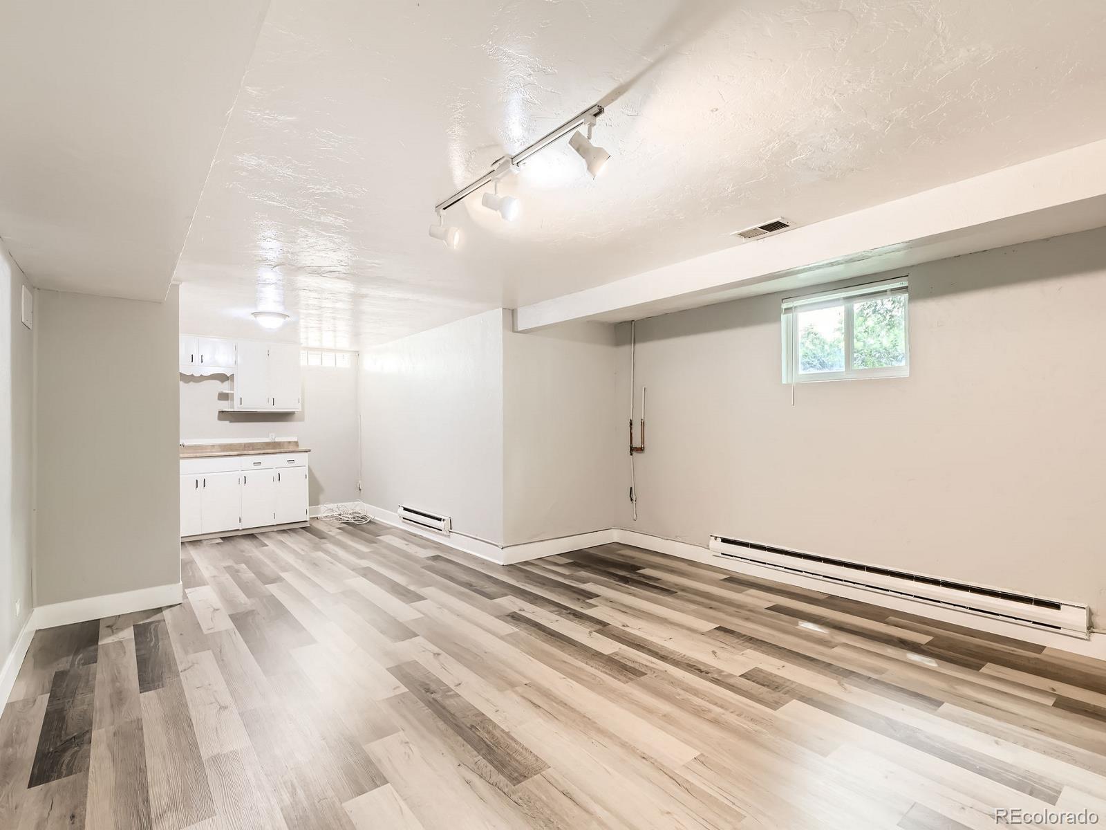 MLS Image #17 for 1856 s steele street,denver, Colorado
