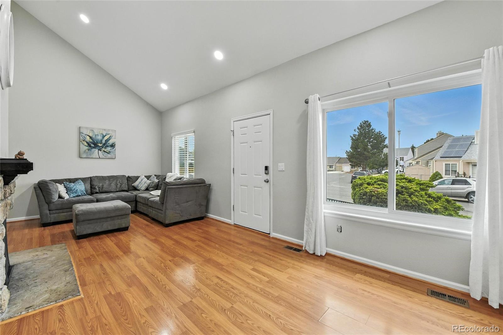 MLS Image #3 for 19616 e milan circle,aurora, Colorado