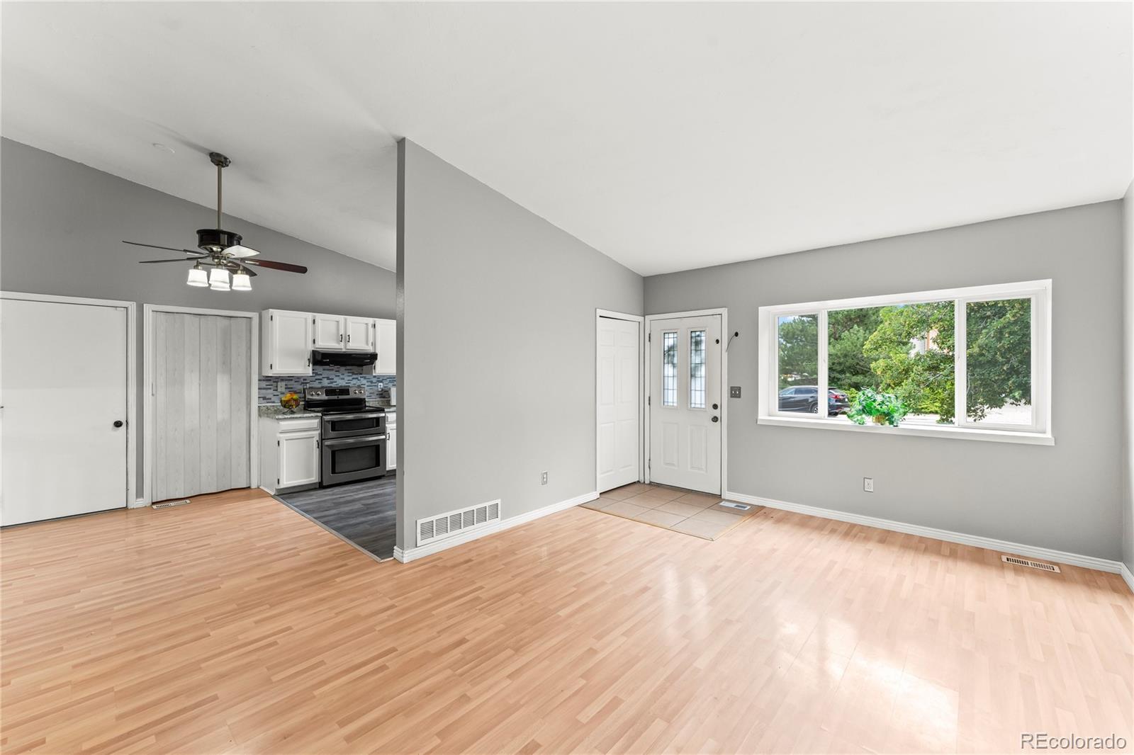 MLS Image #2 for 3645  trailhill place,colorado springs, Colorado