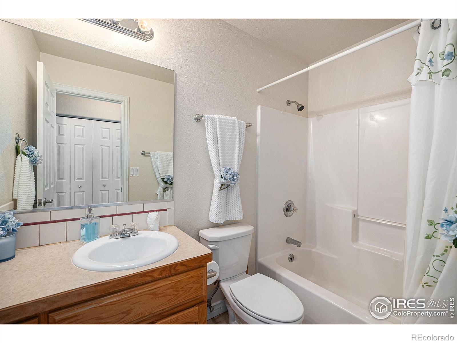 MLS Image #13 for 2152  35th ave ct,greeley, Colorado