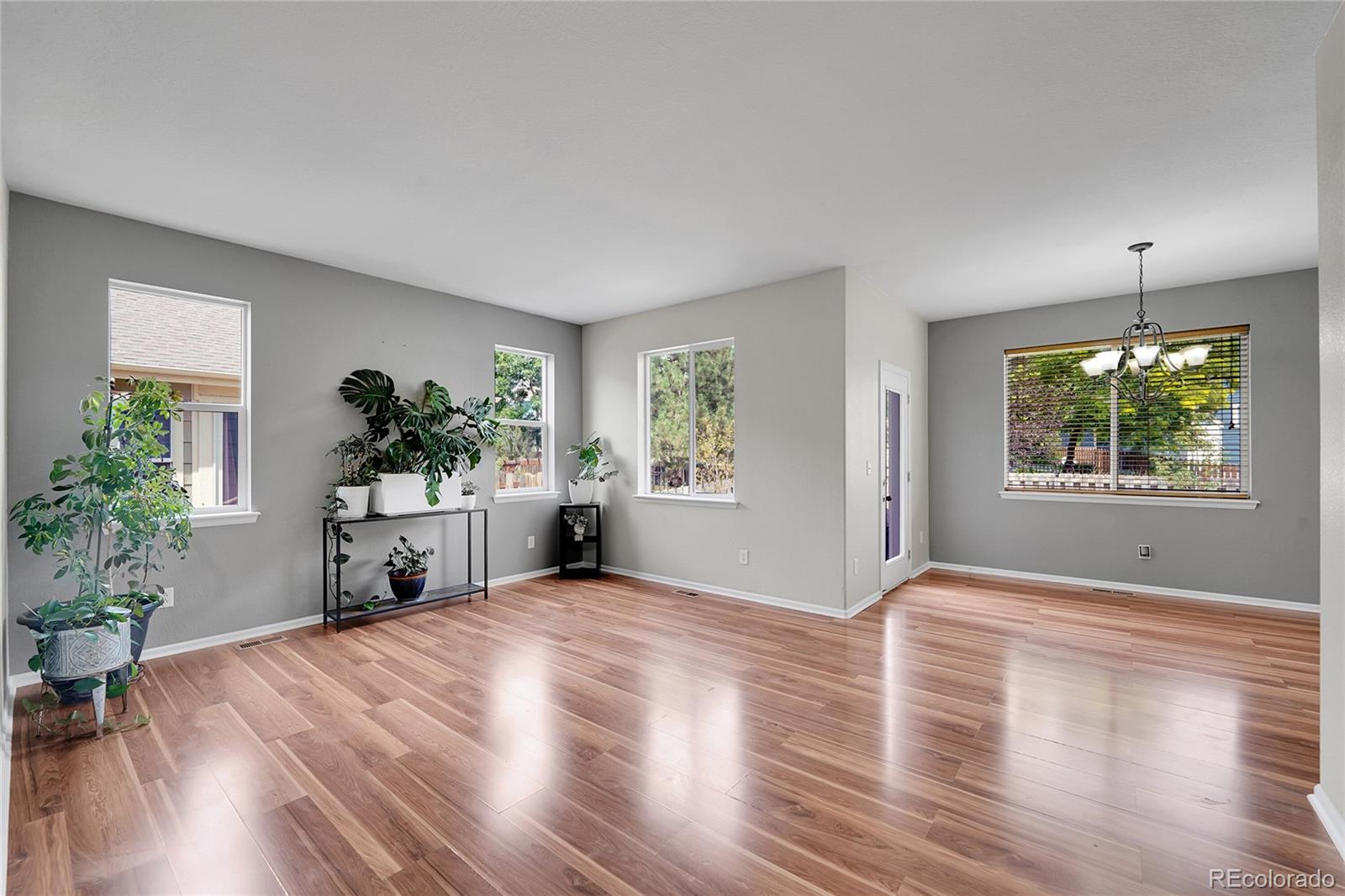 MLS Image #5 for 10748  troy street,commerce city, Colorado