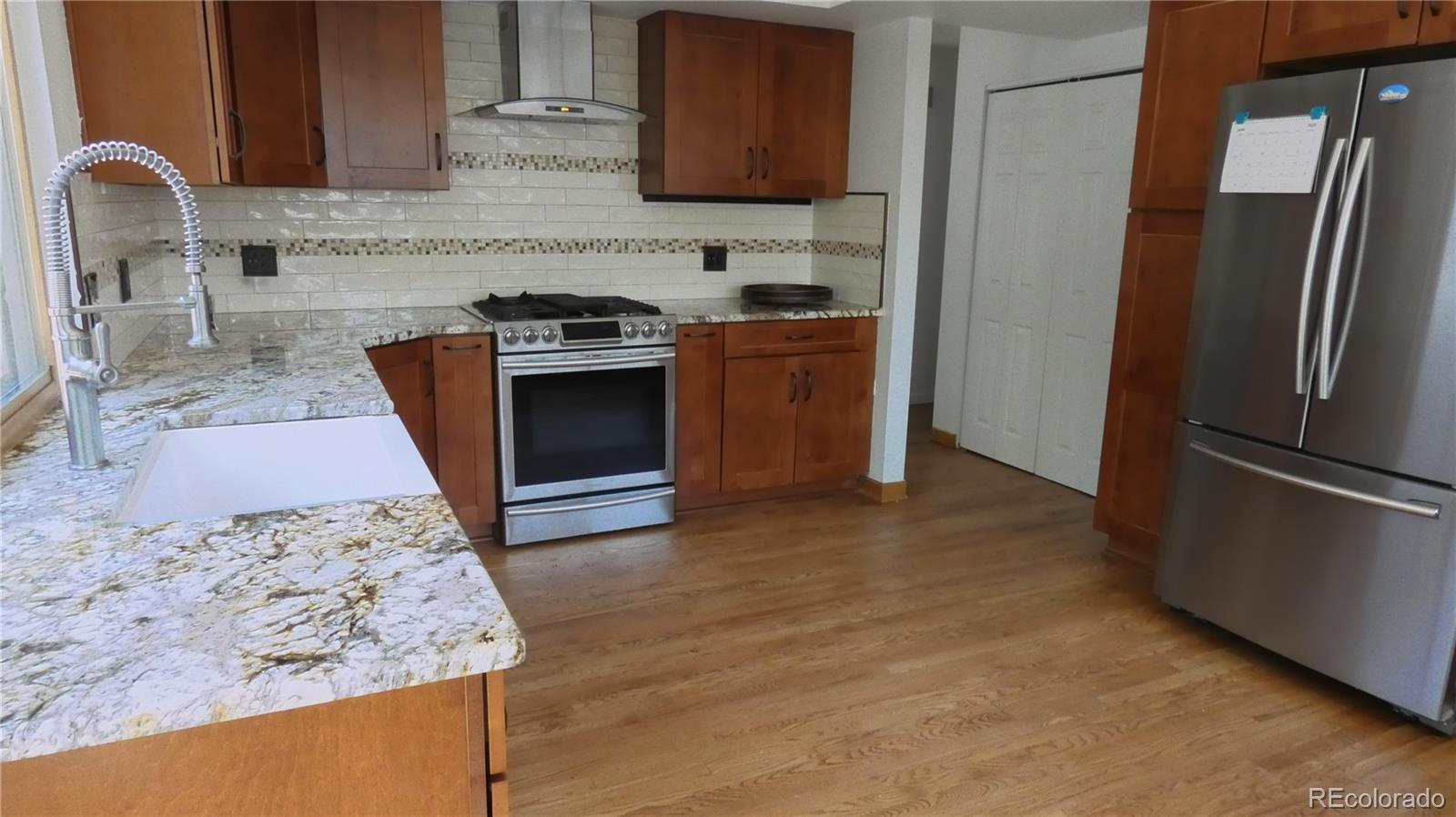 MLS Image #6 for 12256 e bates circle,aurora, Colorado