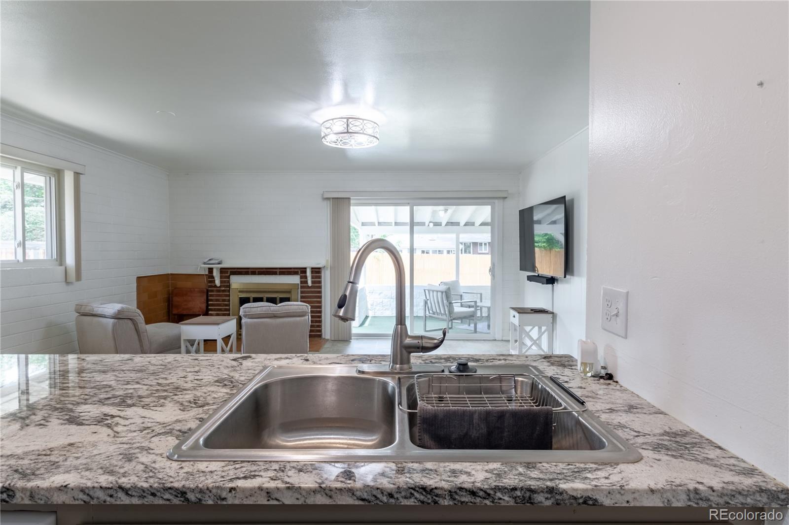 MLS Image #5 for 3695 w monmouth avenue,littleton, Colorado