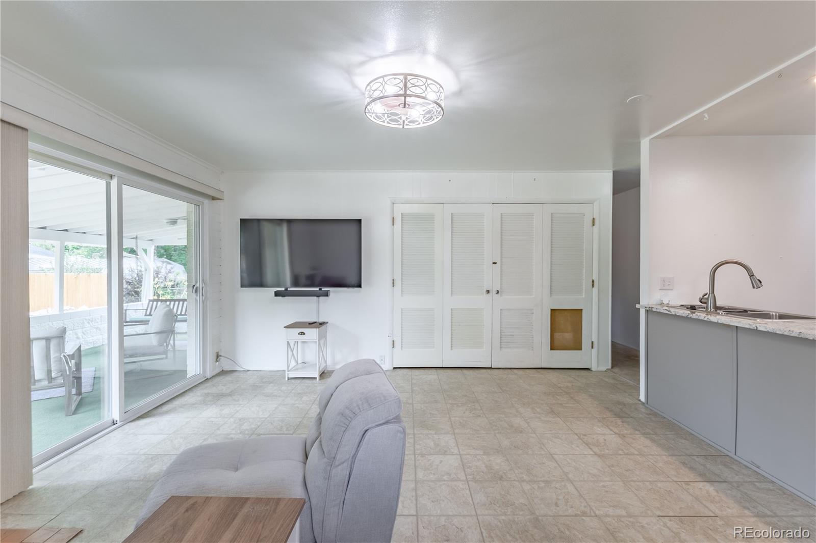 MLS Image #8 for 3695 w monmouth avenue,littleton, Colorado