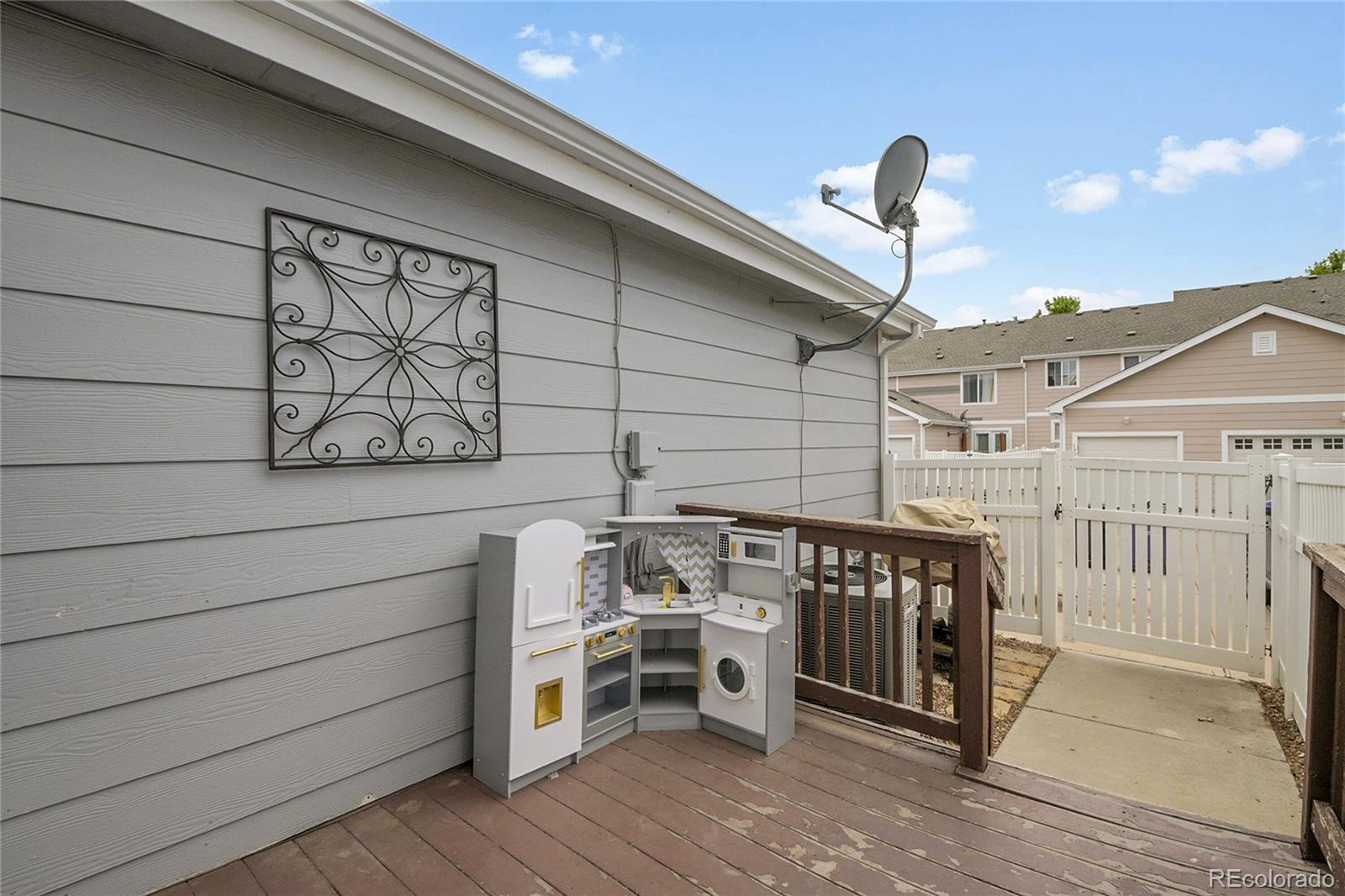 MLS Image #27 for 5813  ceylon street,denver, Colorado