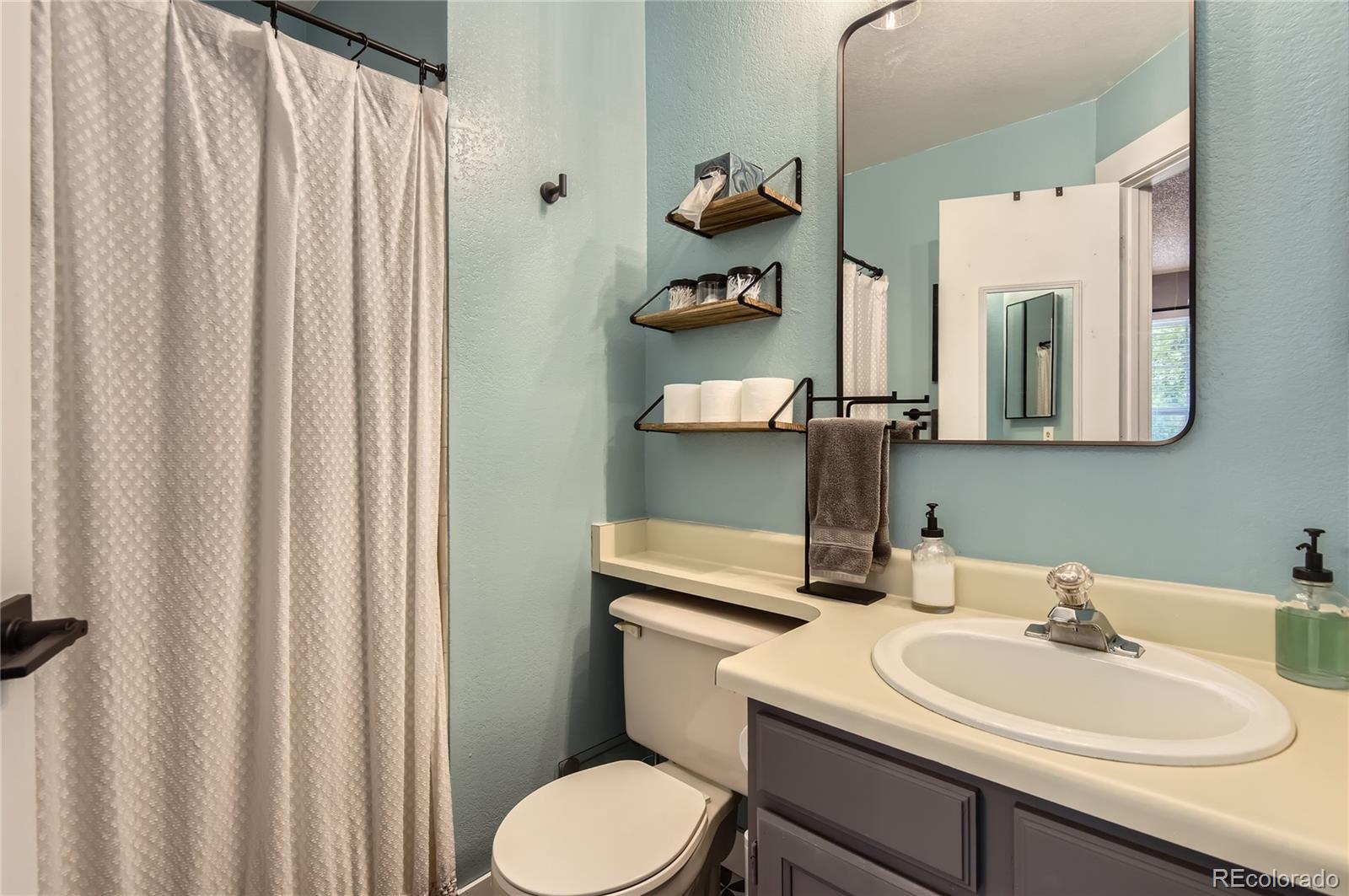 MLS Image #15 for 8252 s fillmore circle,centennial, Colorado