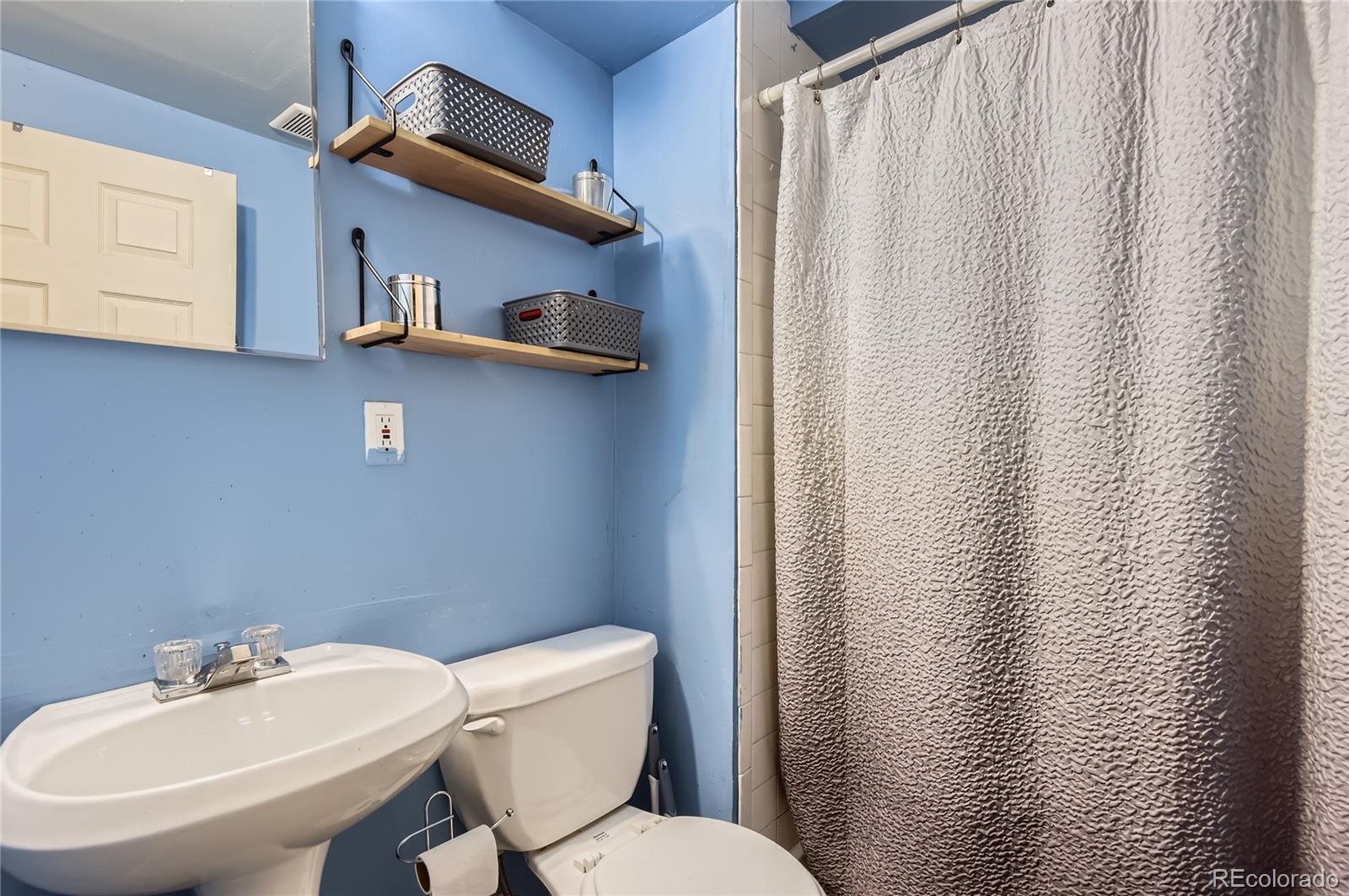 MLS Image #21 for 8252 s fillmore circle,centennial, Colorado