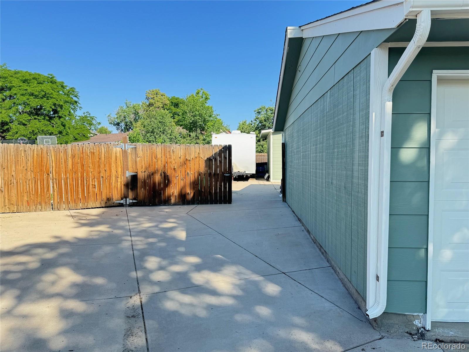 MLS Image #2 for 16135 e baker place,aurora, Colorado