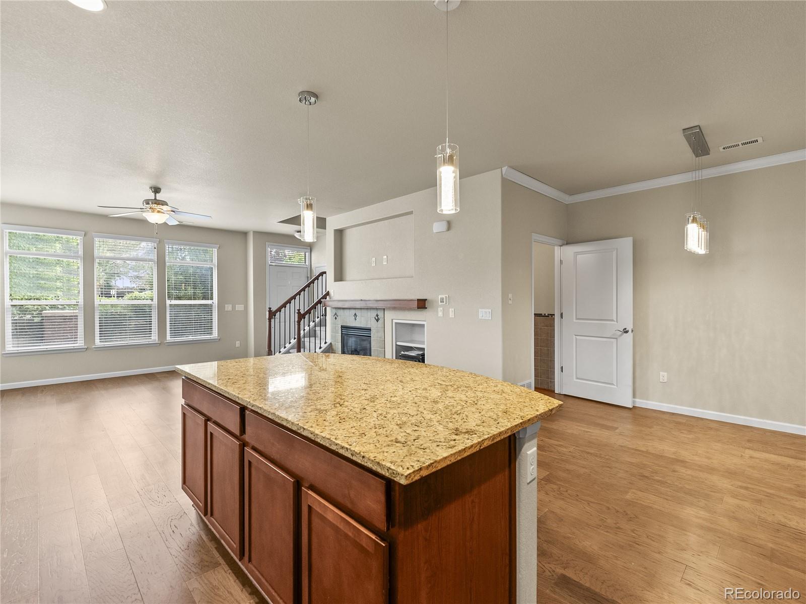 MLS Image #10 for 8983 e nichols place,centennial, Colorado