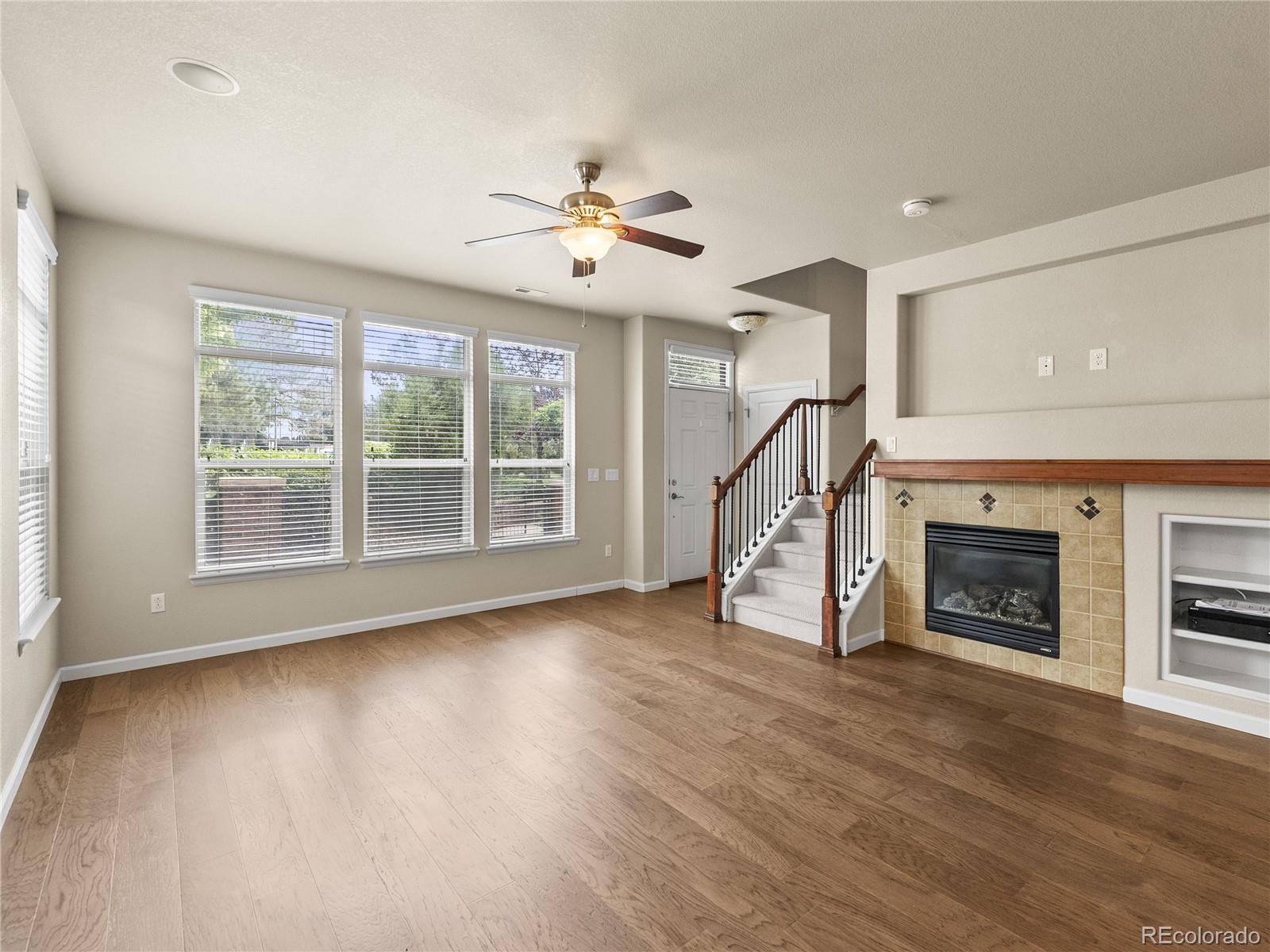 MLS Image #7 for 8983 e nichols place,centennial, Colorado