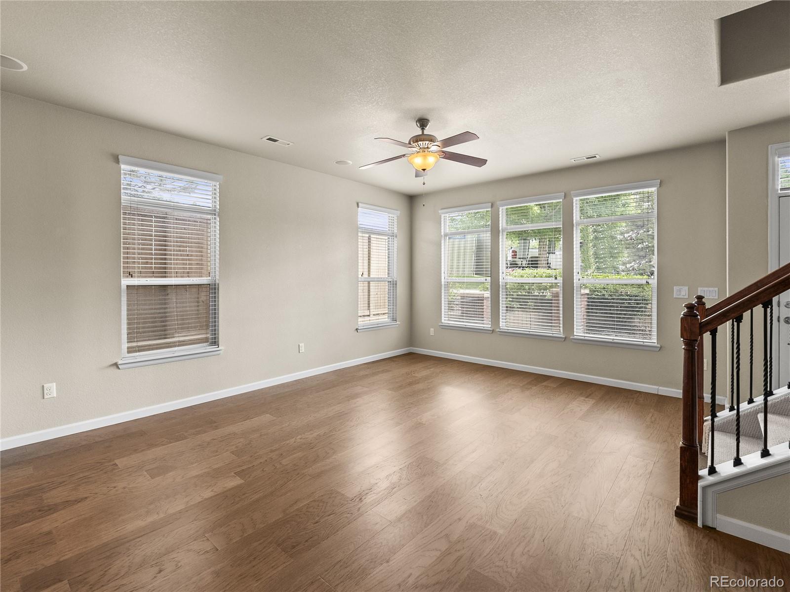 MLS Image #8 for 8983 e nichols place,centennial, Colorado