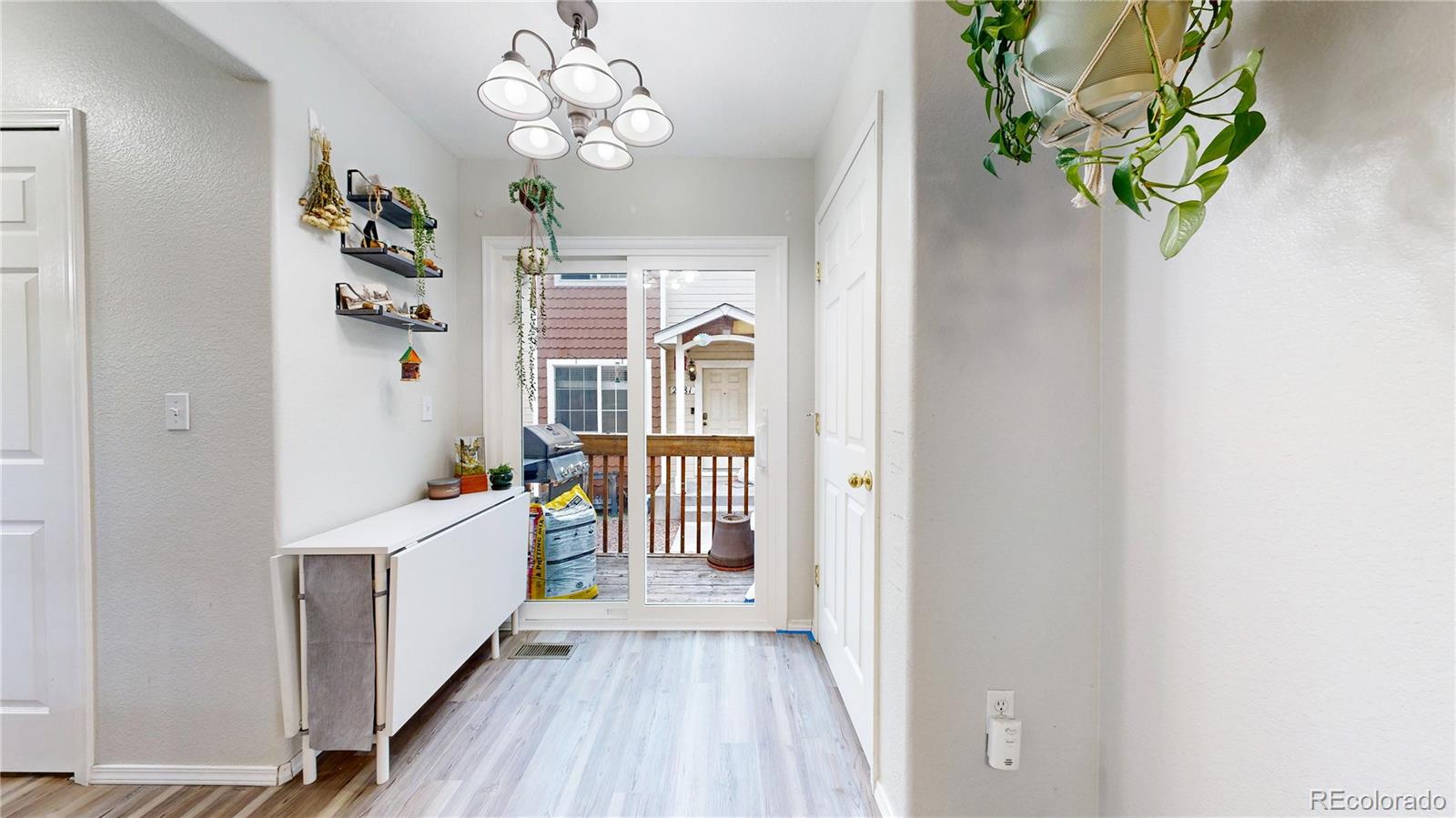 MLS Image #11 for 2593  mesa springs view,colorado springs, Colorado