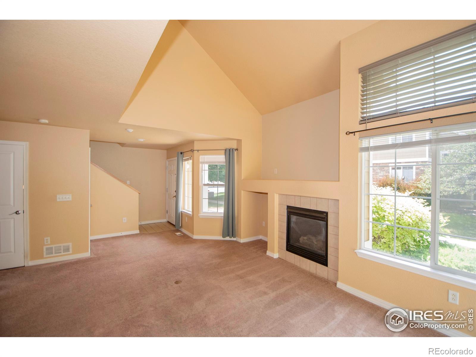 MLS Image #2 for 805  summer hawk drive,longmont, Colorado