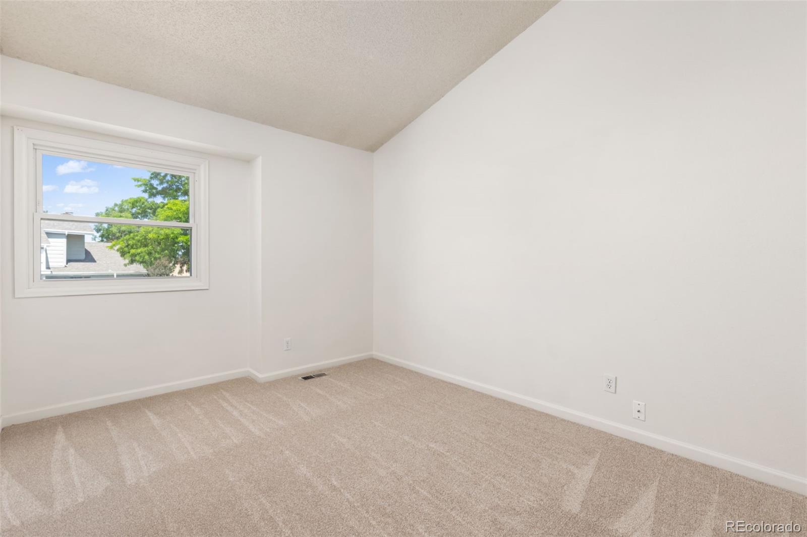 MLS Image #12 for 9917  garland drive,broomfield, Colorado