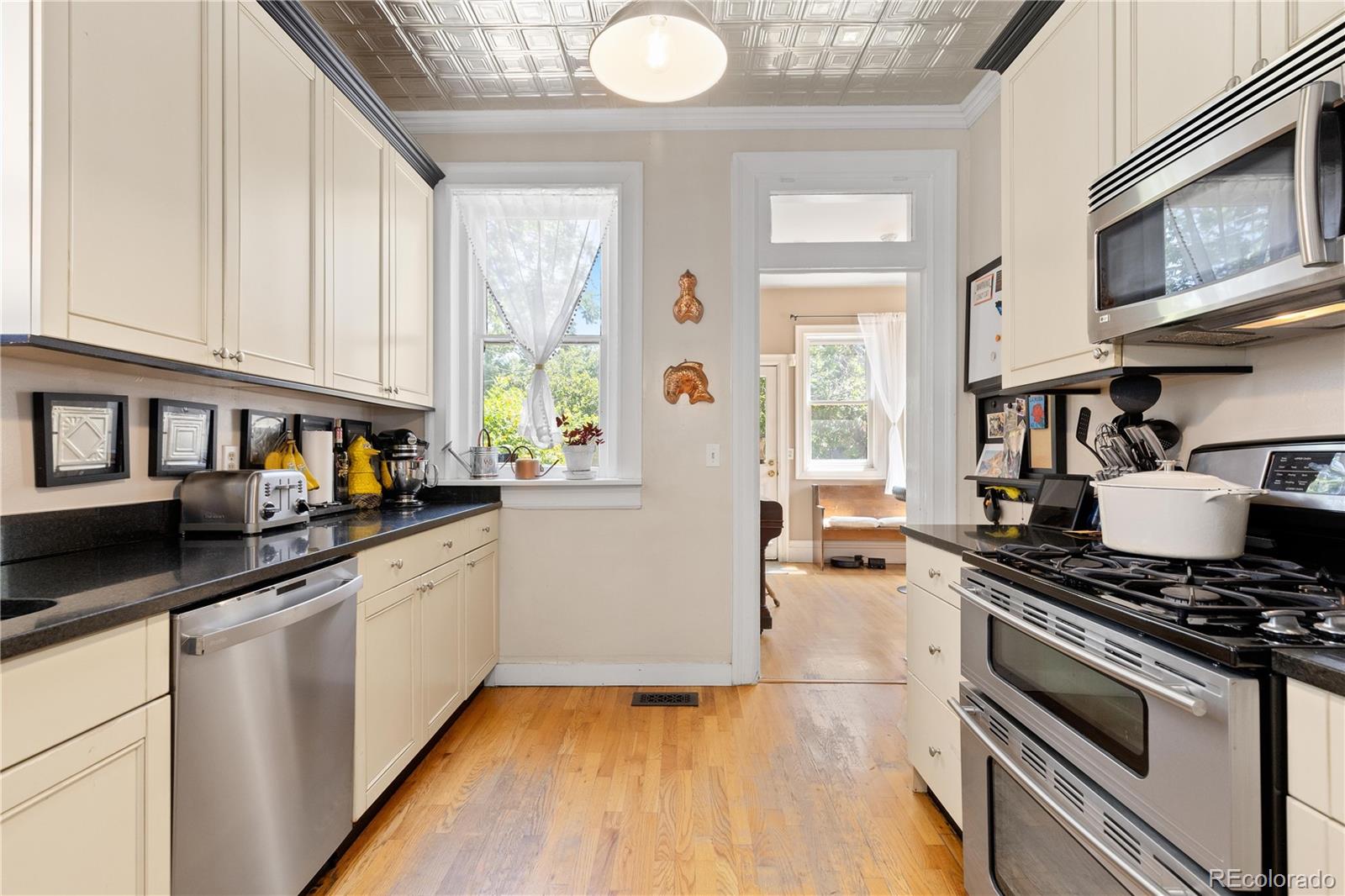 MLS Image #13 for 256  bannock street,denver, Colorado