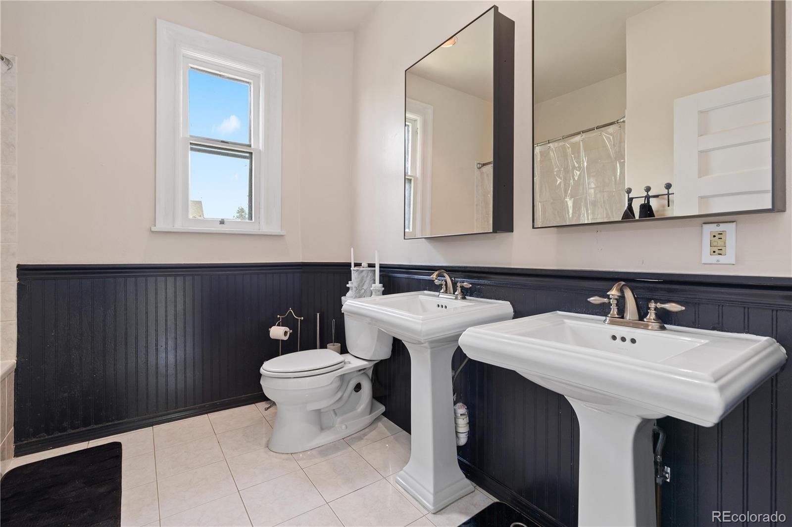 MLS Image #23 for 256  bannock street,denver, Colorado