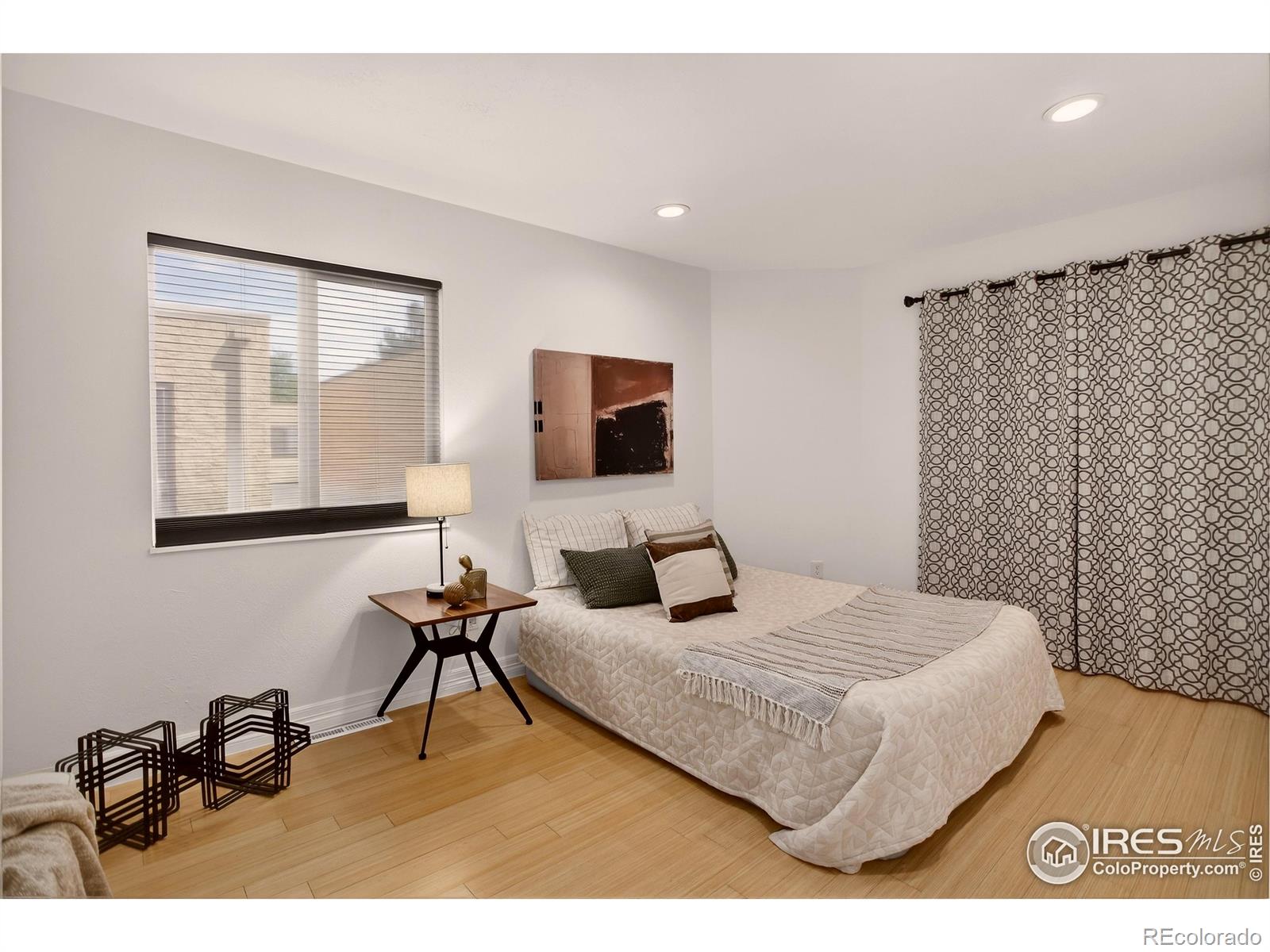 MLS Image #19 for 2942  shady hollow,boulder, Colorado