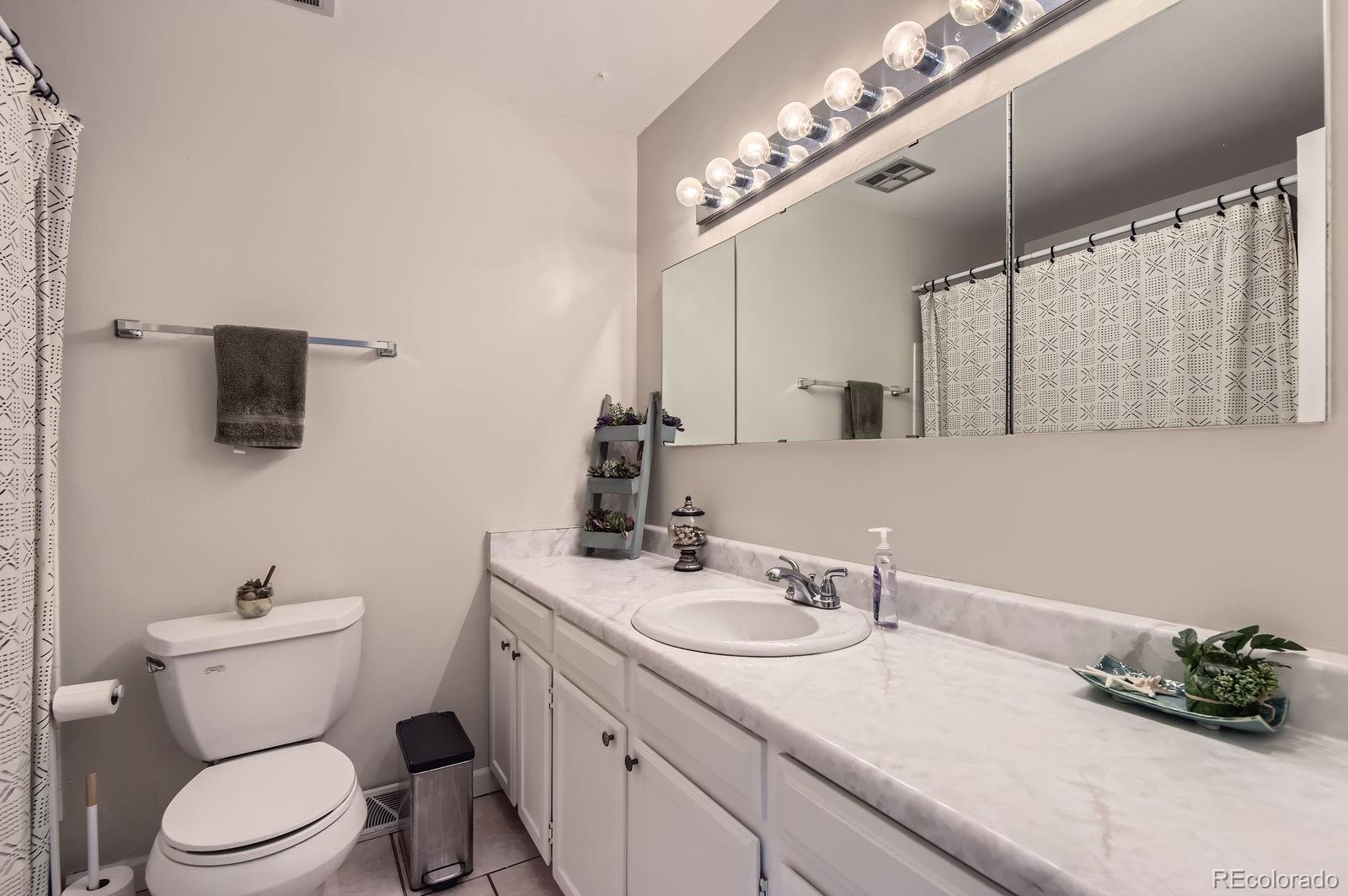 MLS Image #12 for 6212 s ash circle,centennial, Colorado