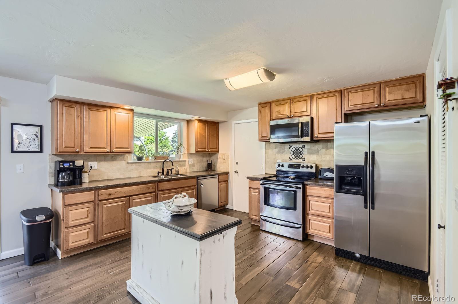 MLS Image #4 for 6212 s ash circle,centennial, Colorado