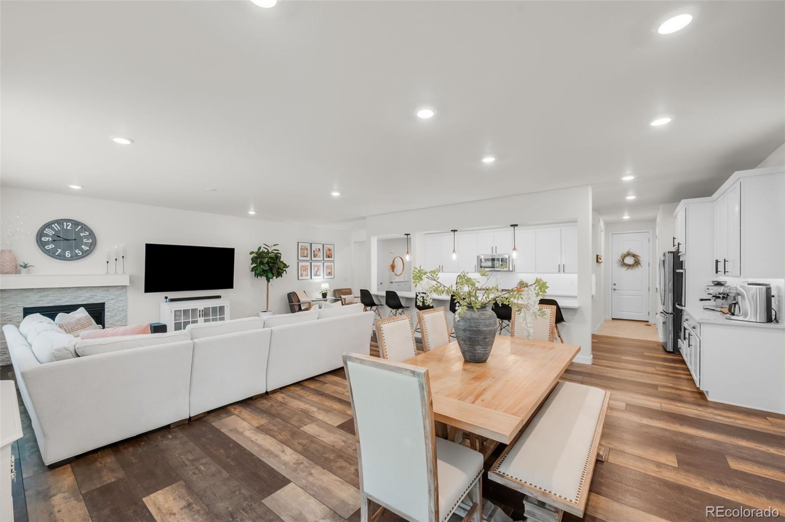 MLS Image #6 for 8782 s wenatchee court,aurora, Colorado