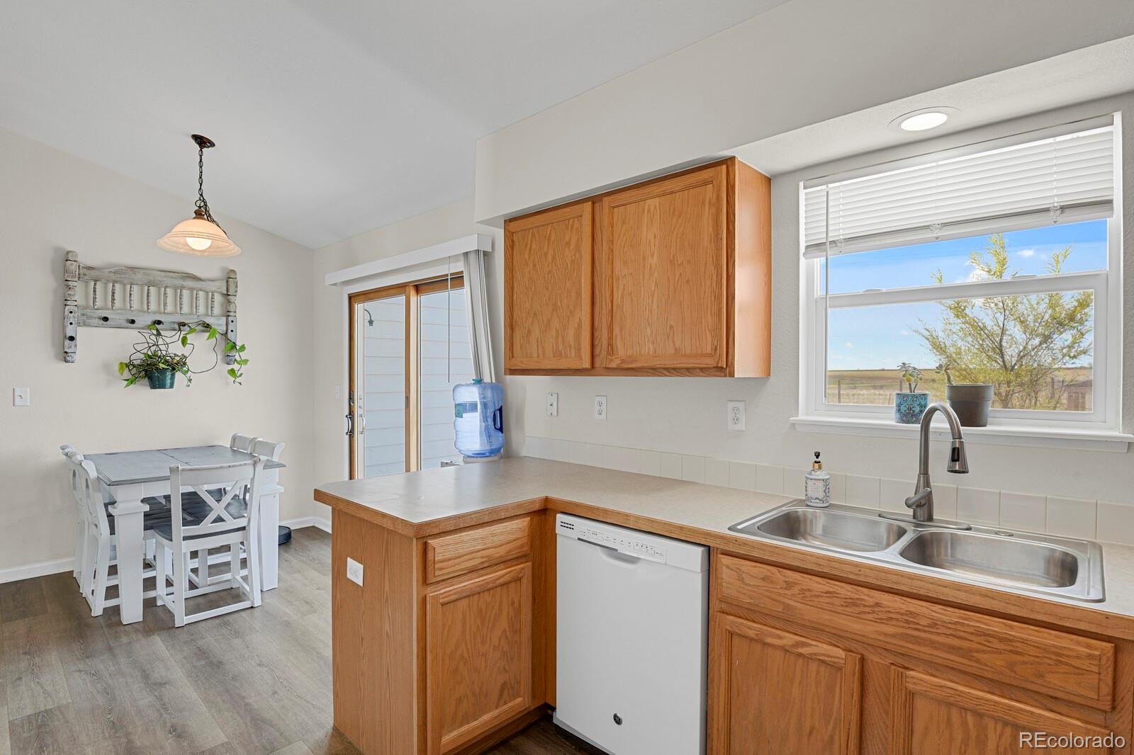 MLS Image #7 for 210 e joshua avenue,keenesburg, Colorado