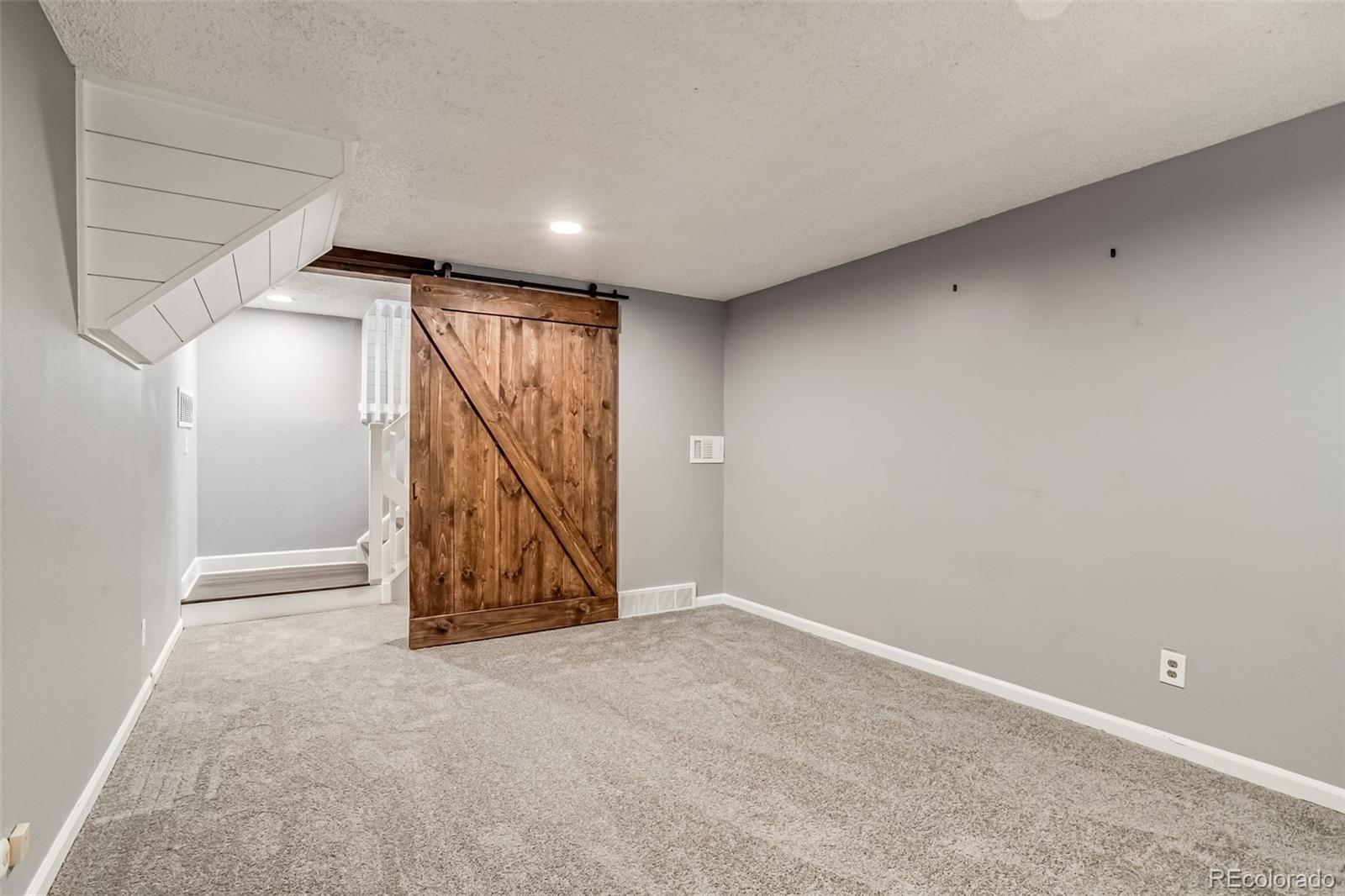 MLS Image #11 for 2980 s parker court,aurora, Colorado
