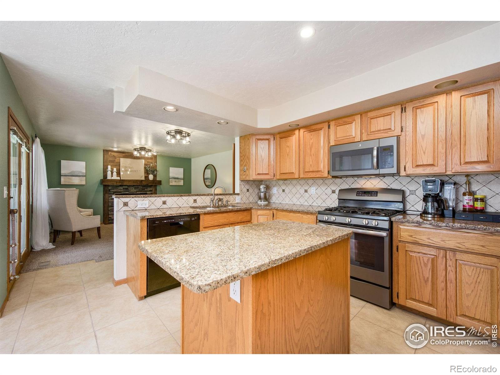 MLS Image #8 for 904  pine drive,windsor, Colorado
