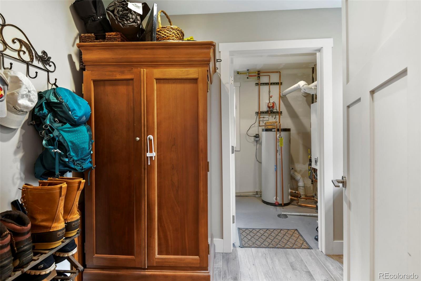 MLS Image #18 for 1555  three peaks road,golden, Colorado