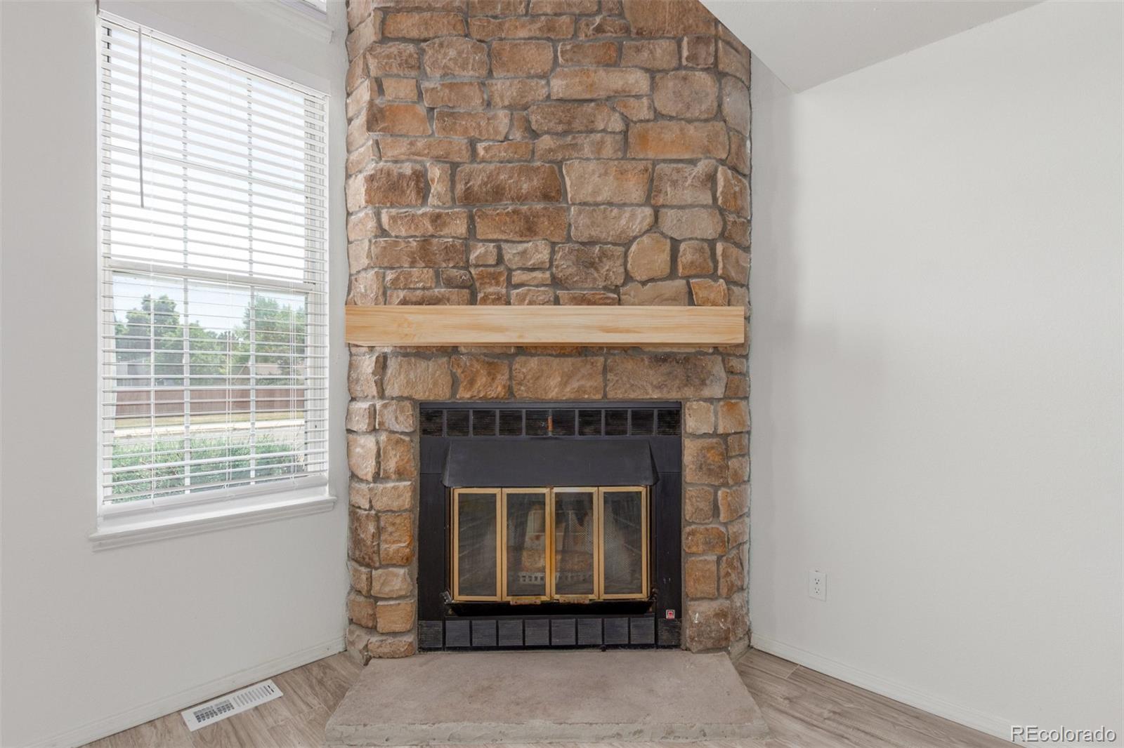 MLS Image #7 for 3281 s estes street,lakewood, Colorado