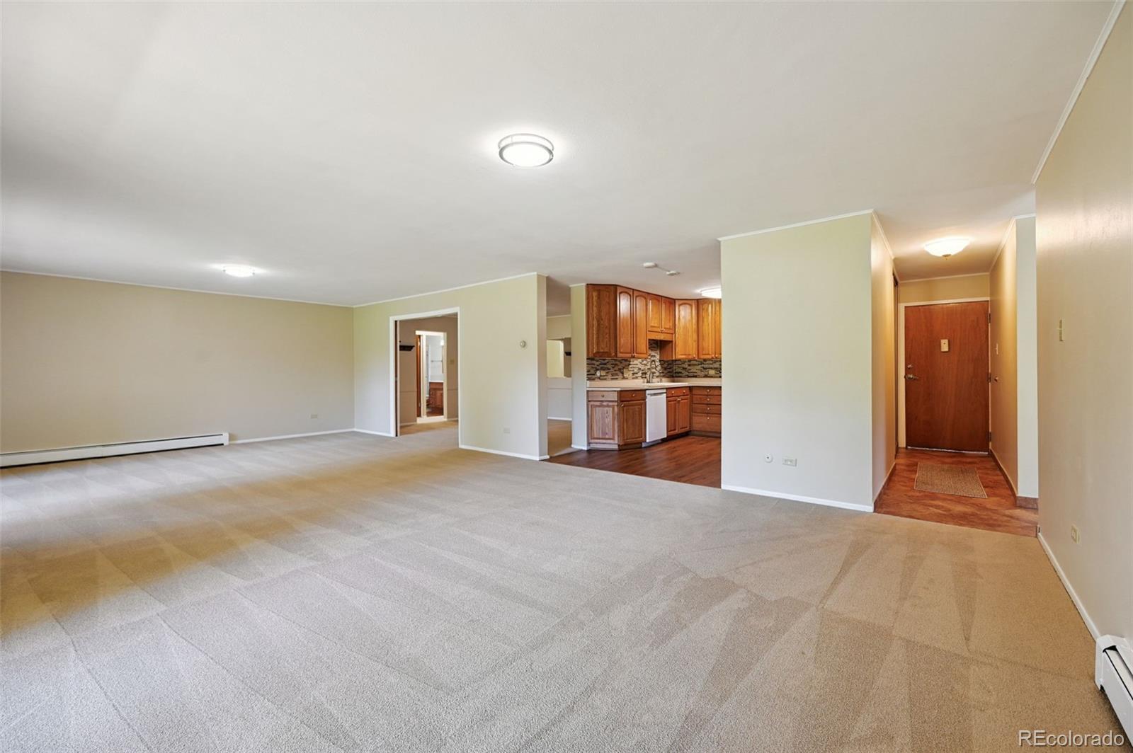 MLS Image #11 for 740 s alton way,denver, Colorado