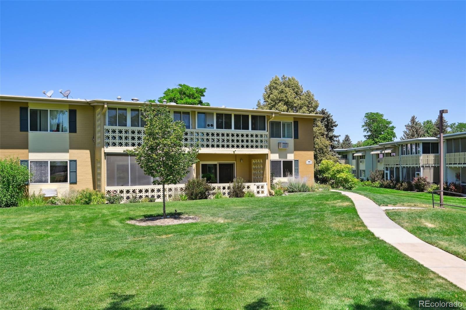 MLS Image #38 for 740 s alton way,denver, Colorado
