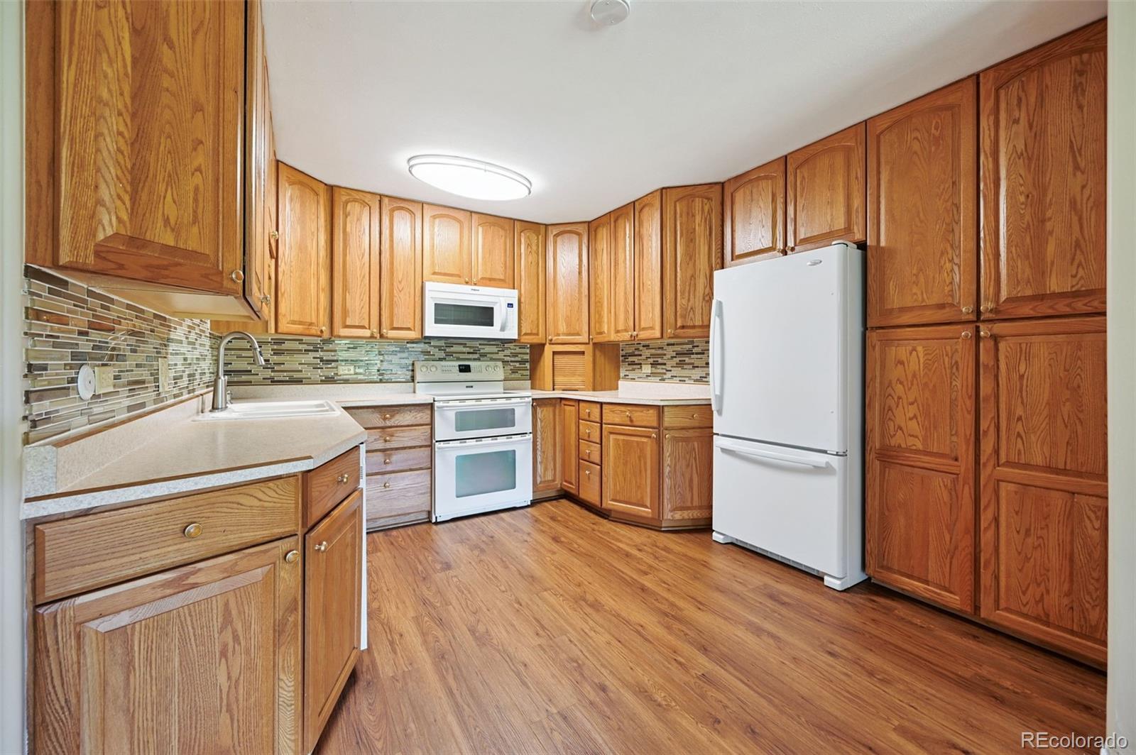 MLS Image #7 for 740 s alton way,denver, Colorado