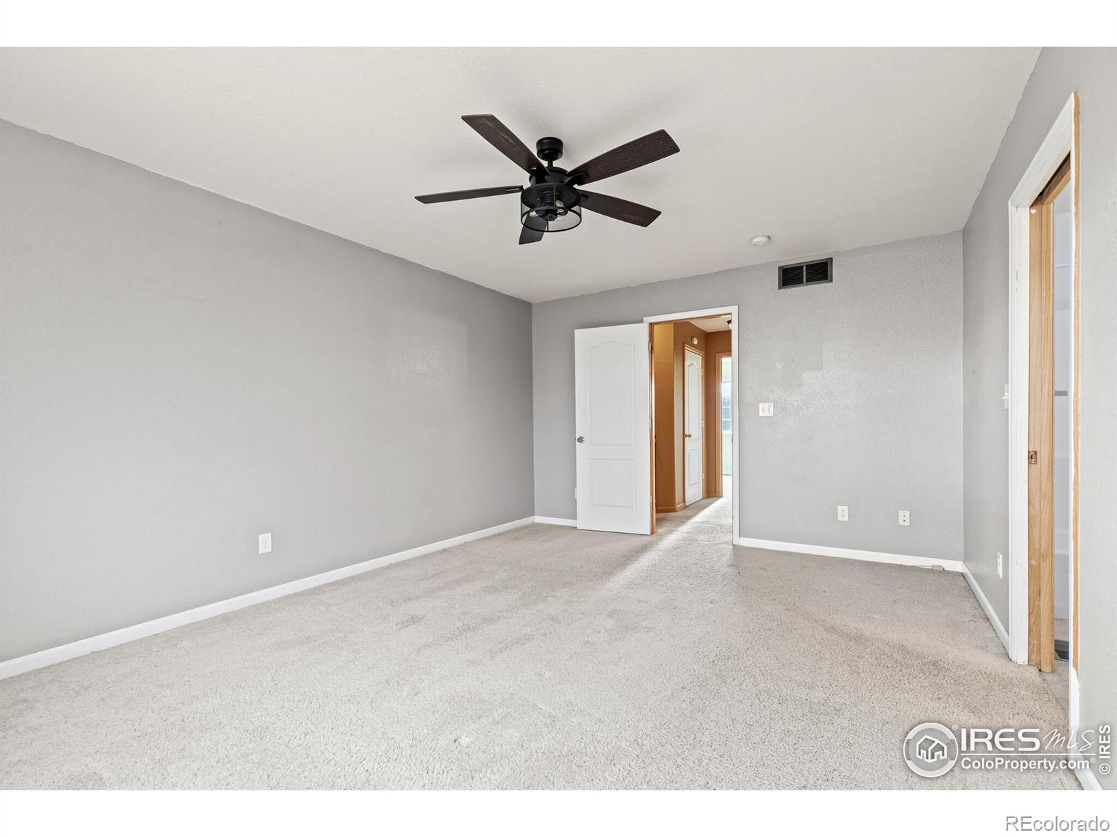 MLS Image #14 for 409  granite way,johnstown, Colorado