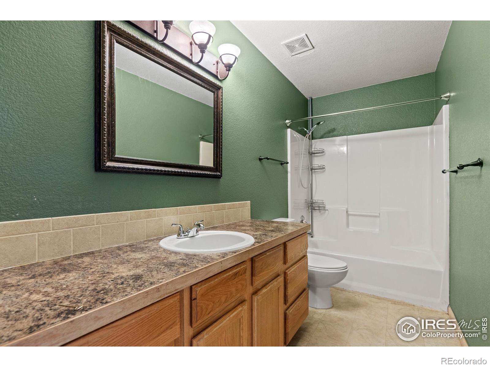 MLS Image #23 for 409  granite way,johnstown, Colorado