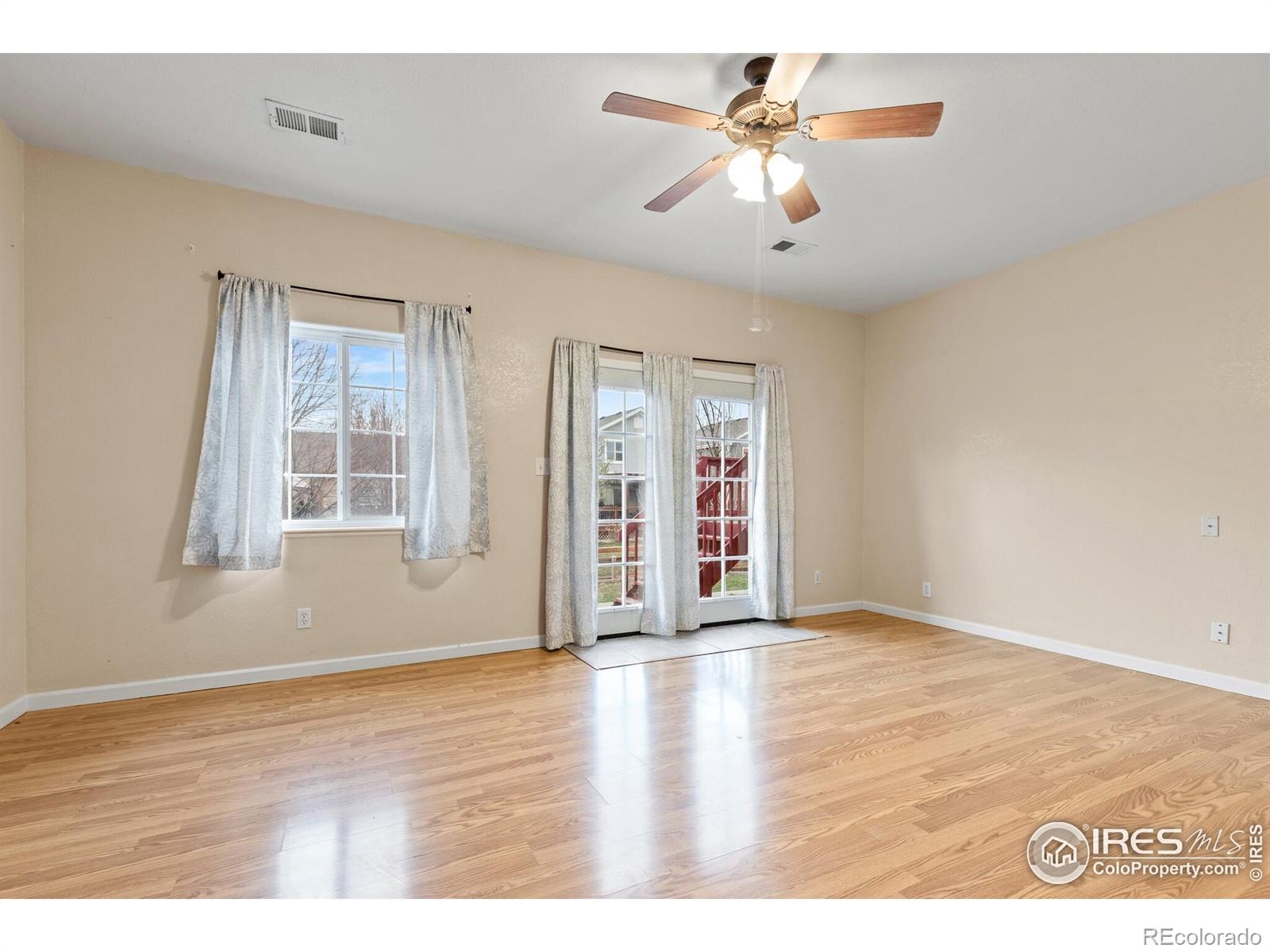MLS Image #27 for 409  granite way,johnstown, Colorado