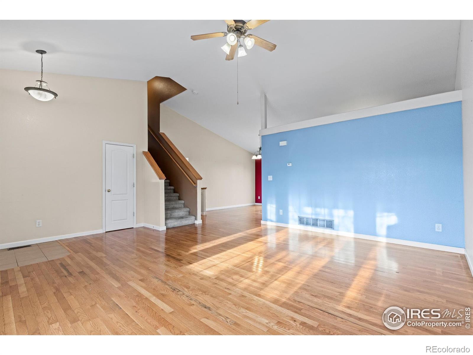 MLS Image #5 for 409  granite way,johnstown, Colorado