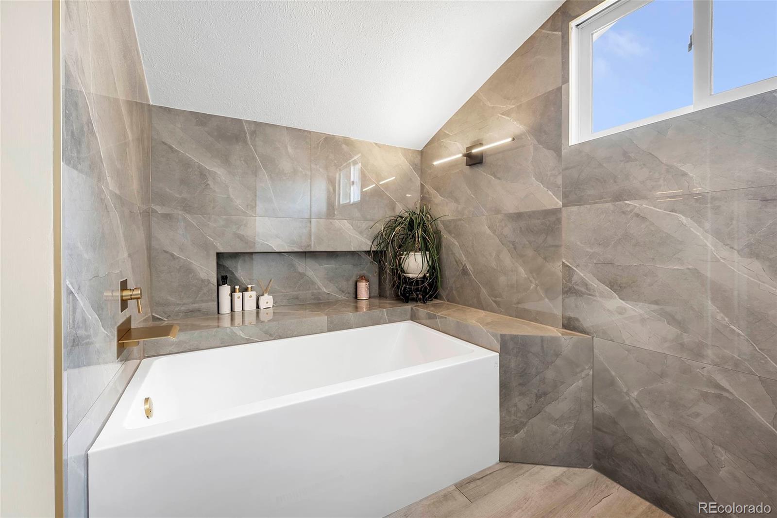 MLS Image #18 for 7591 s reed court,littleton, Colorado