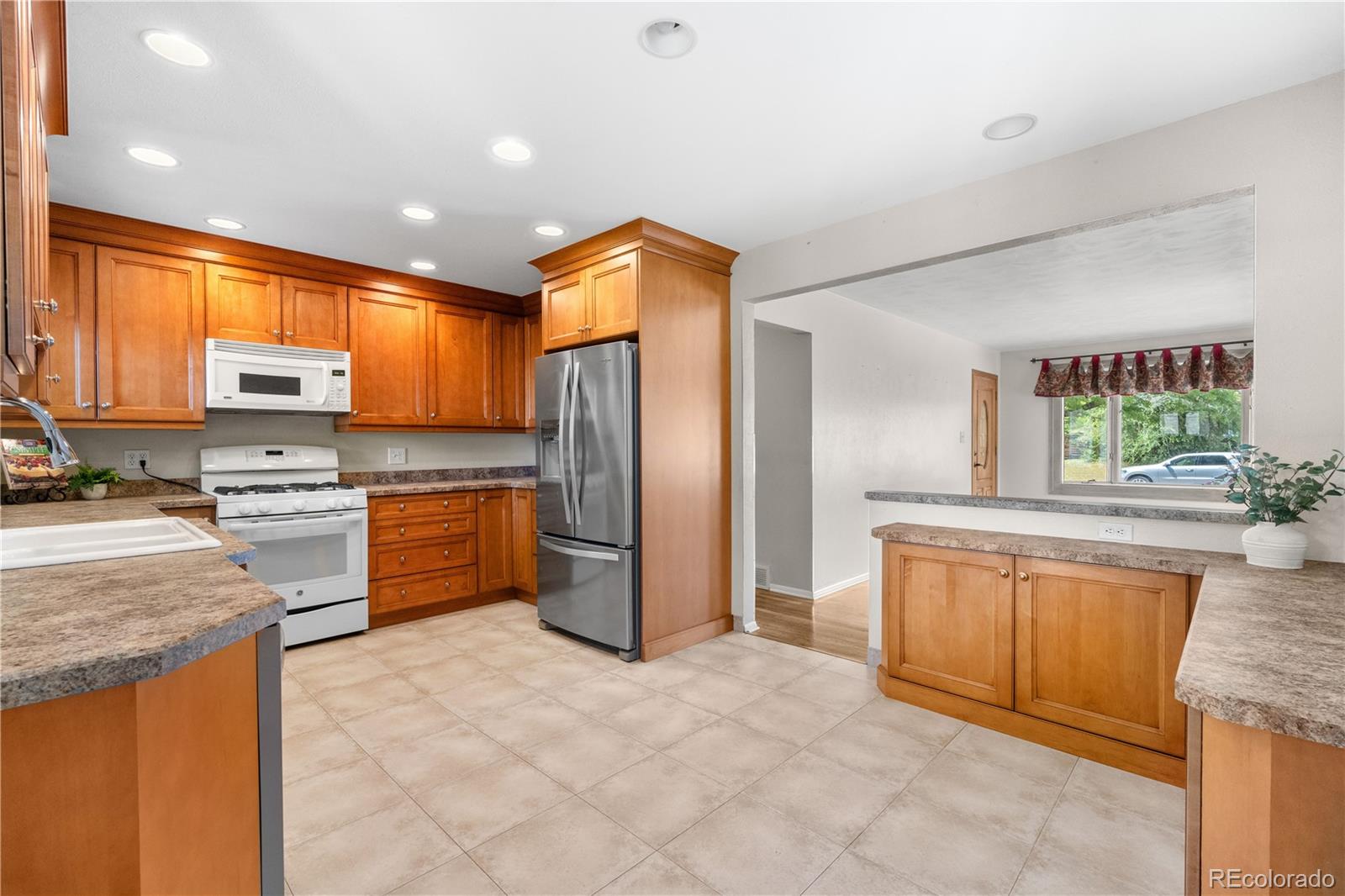 MLS Image #9 for 7742 w florida drive,lakewood, Colorado