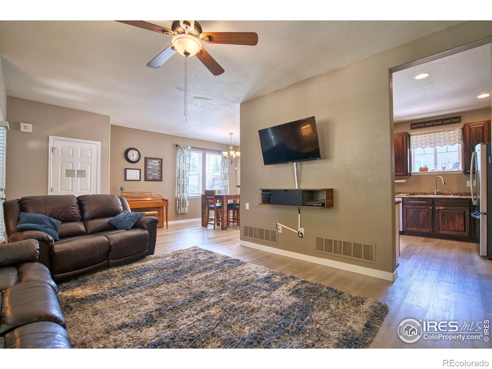 MLS Image #9 for 4956  shenandoah avenue,firestone, Colorado