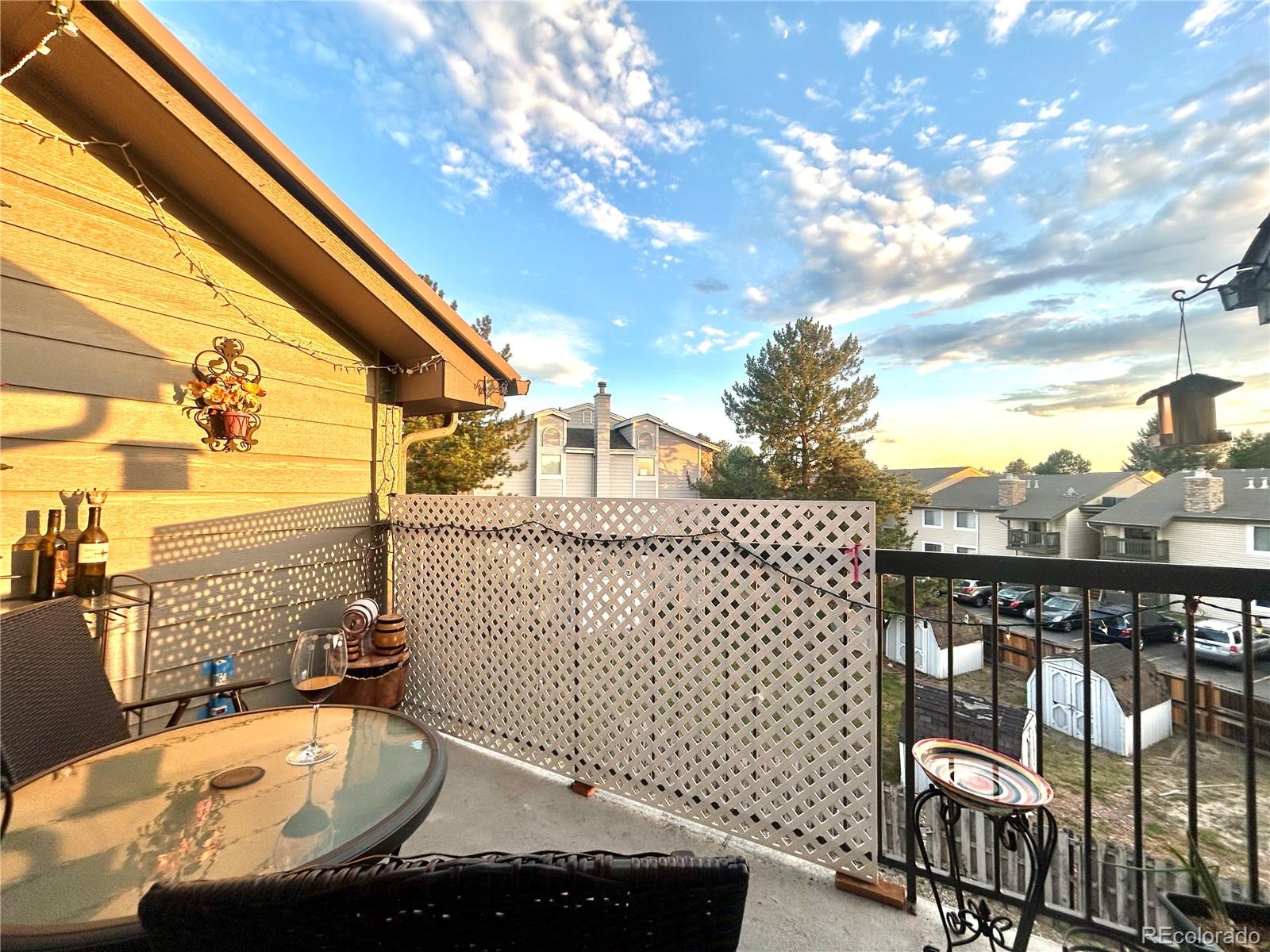 MLS Image #15 for 2575 s syracuse way,denver, Colorado