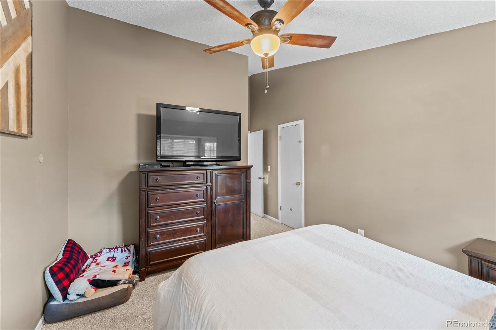 MLS Image #14 for 3912  berkley court,colorado springs, Colorado