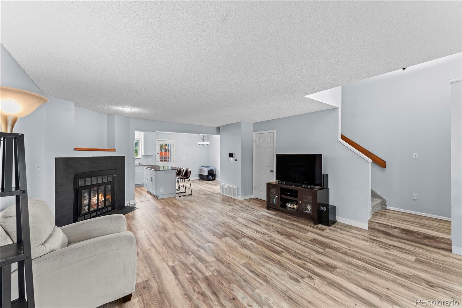 MLS Image #4 for 3912  berkley court,colorado springs, Colorado