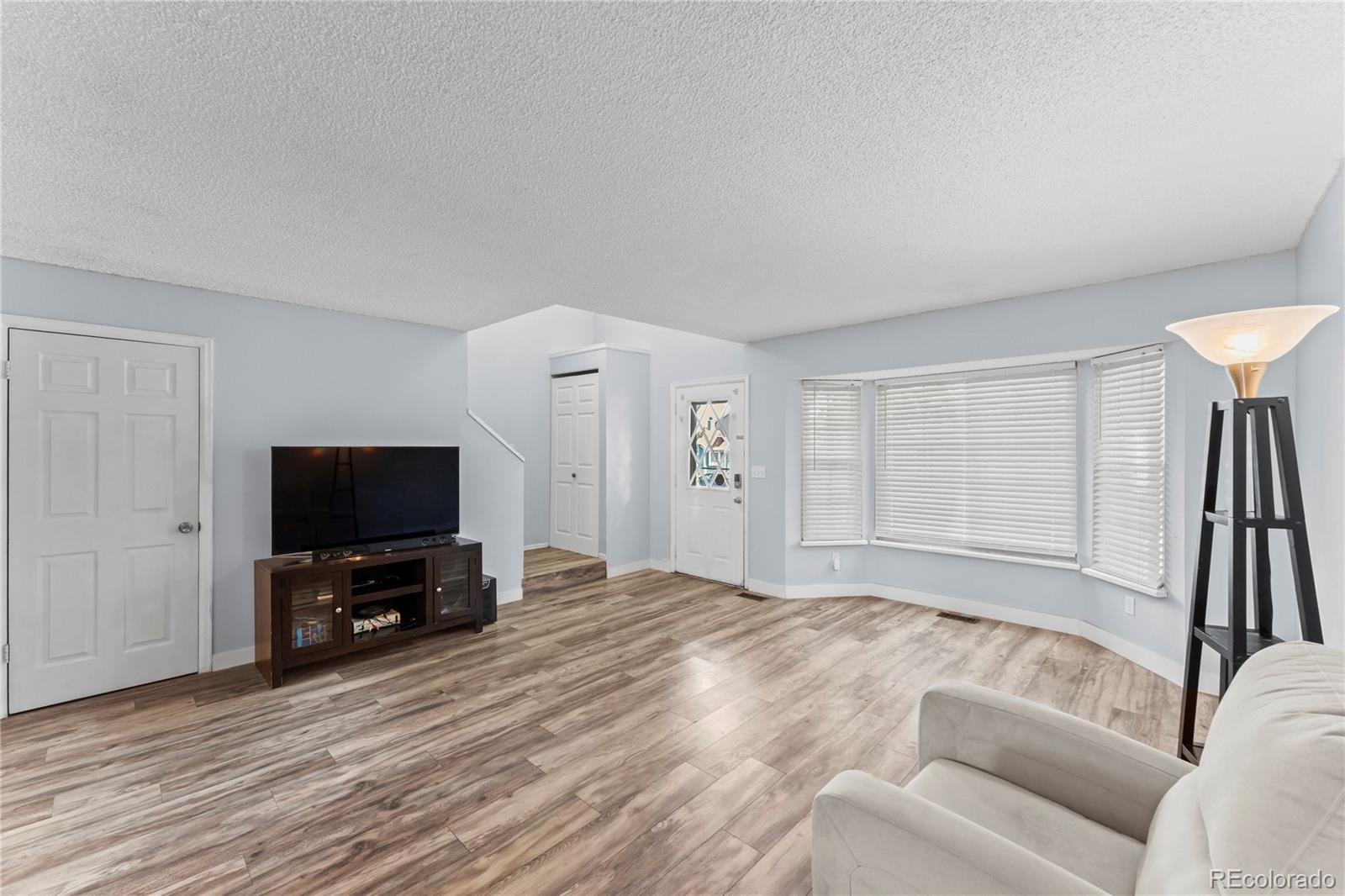 MLS Image #6 for 3912  berkley court,colorado springs, Colorado
