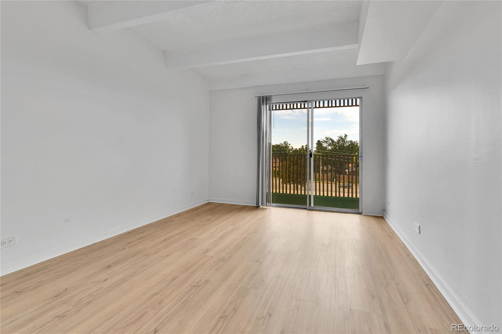 MLS Image #14 for 8060 e girard avenue,denver, Colorado