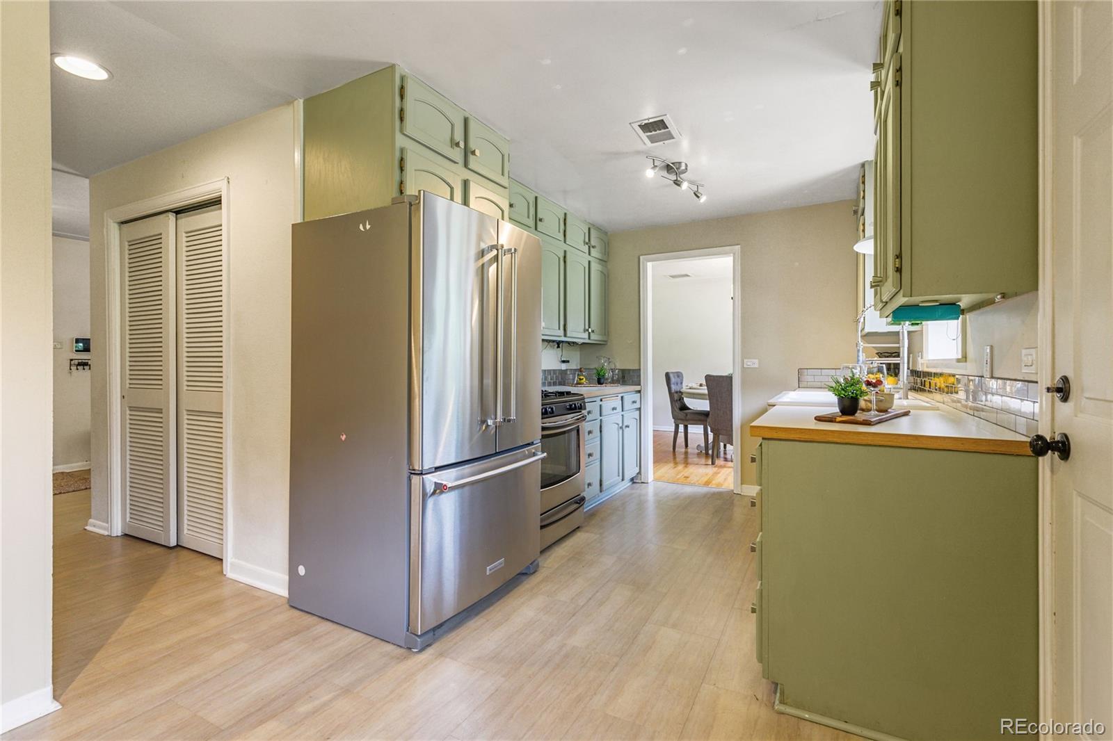 MLS Image #11 for 13990  berry road,golden, Colorado